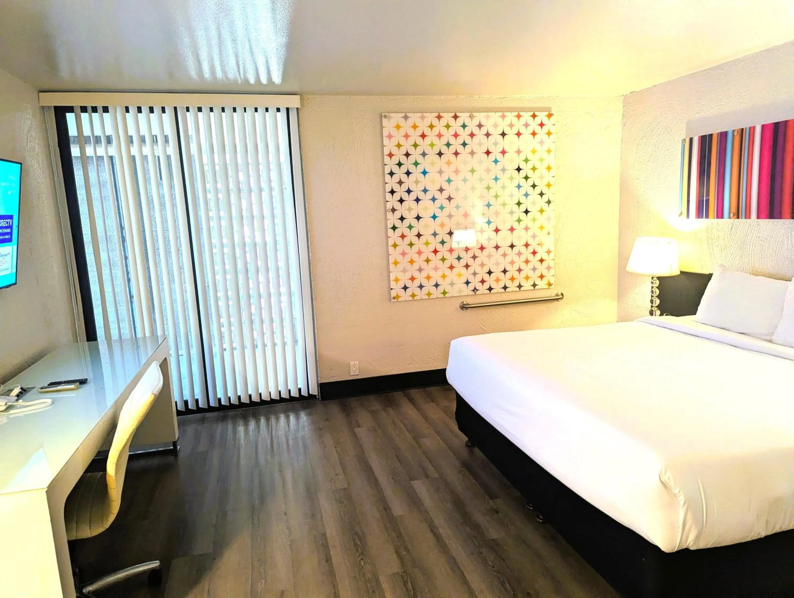 Bedroom, Bed in The Clarendon Hotel & Spa, BW Signature Collection