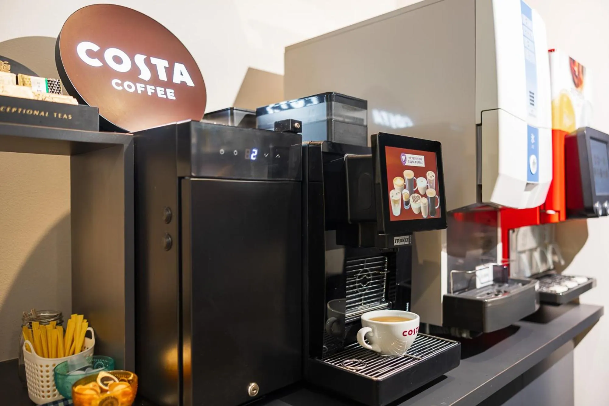 Coffee/tea facilities in Sai Hotel