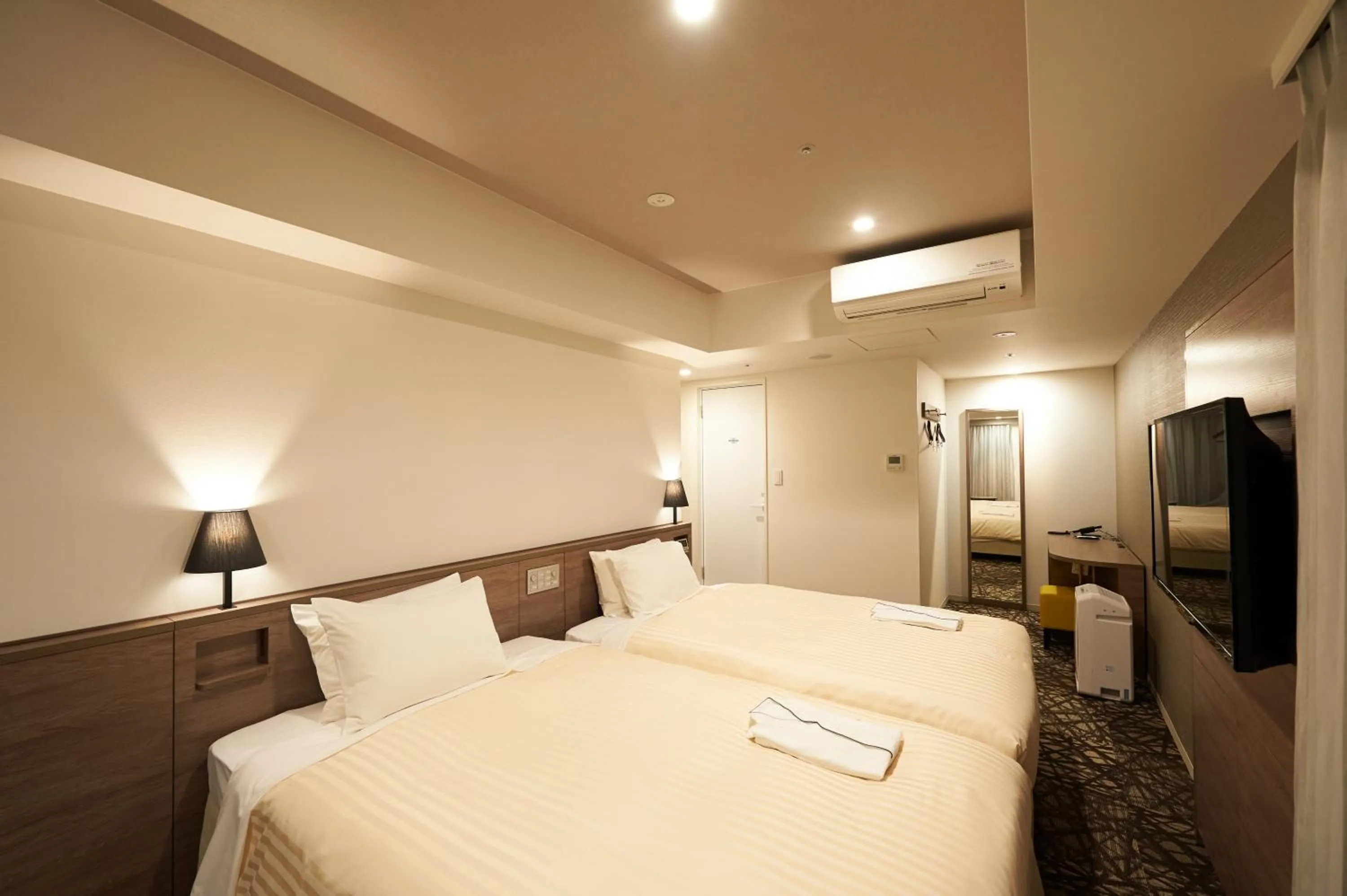 Photo of the whole room, Bed in Sotetsu Fresa Inn Ginza-Nanachome