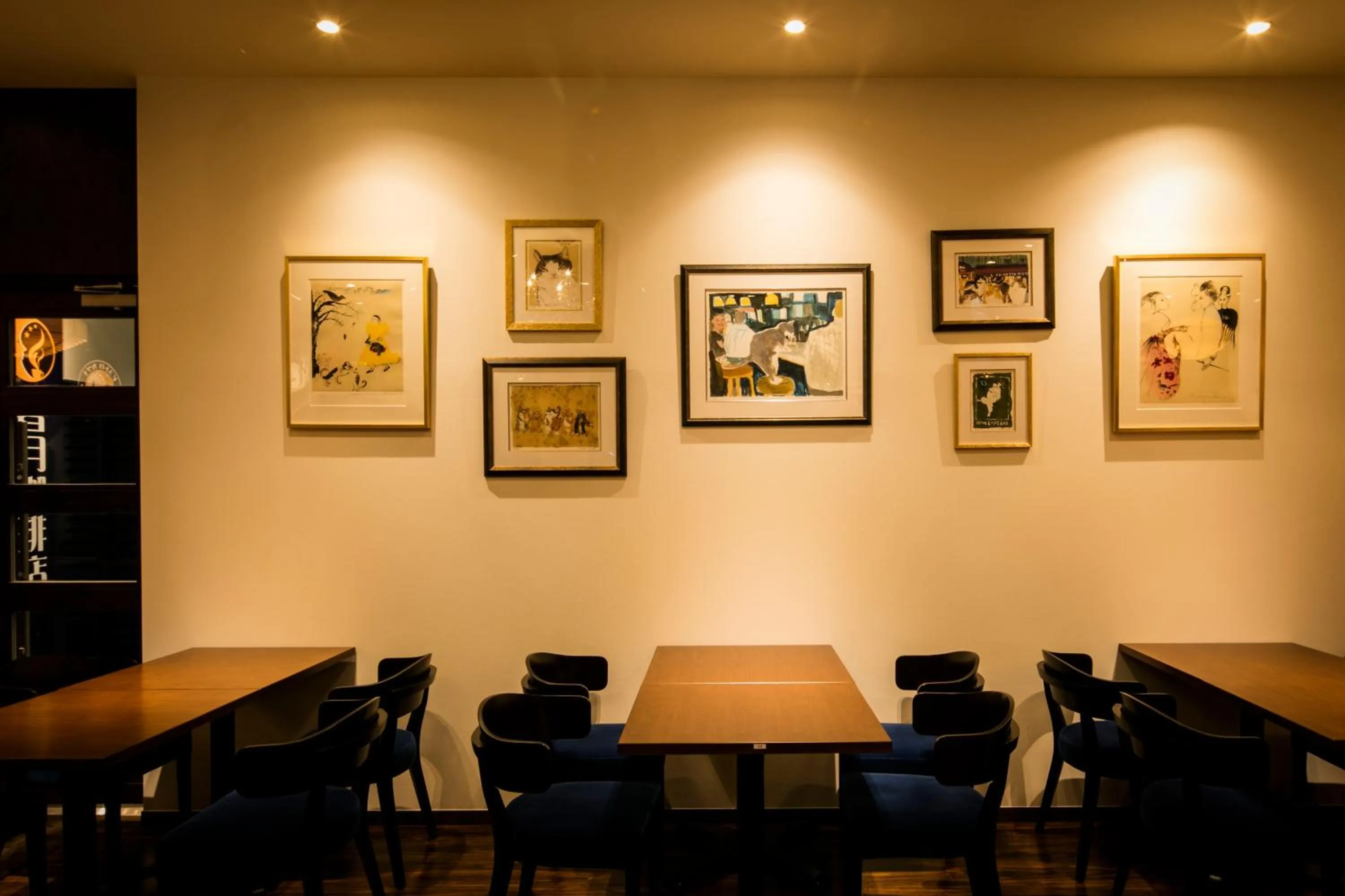 Restaurant/places to eat in Sotetsu Fresa Inn Ginza-Nanachome