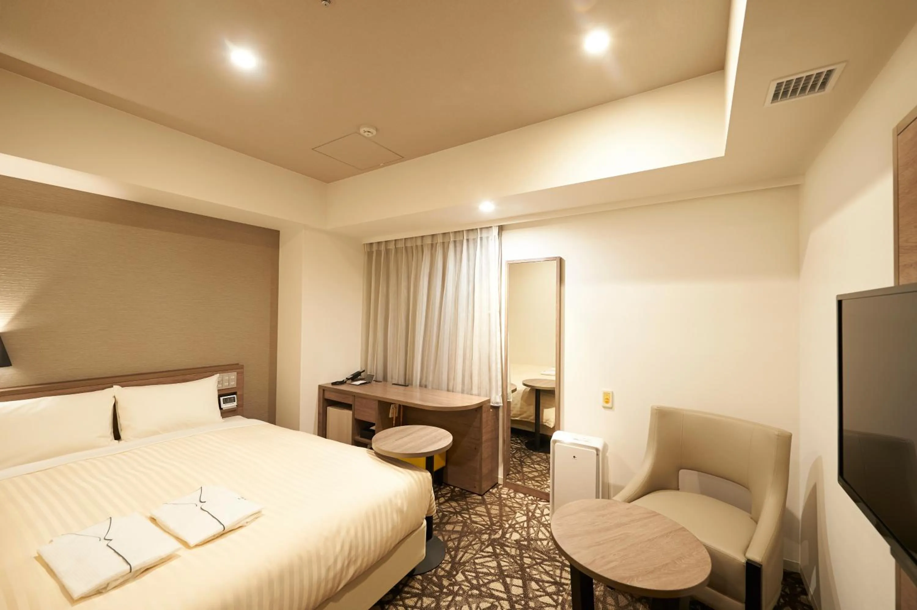 Photo of the whole room, Bed in Sotetsu Fresa Inn Ginza-Nanachome