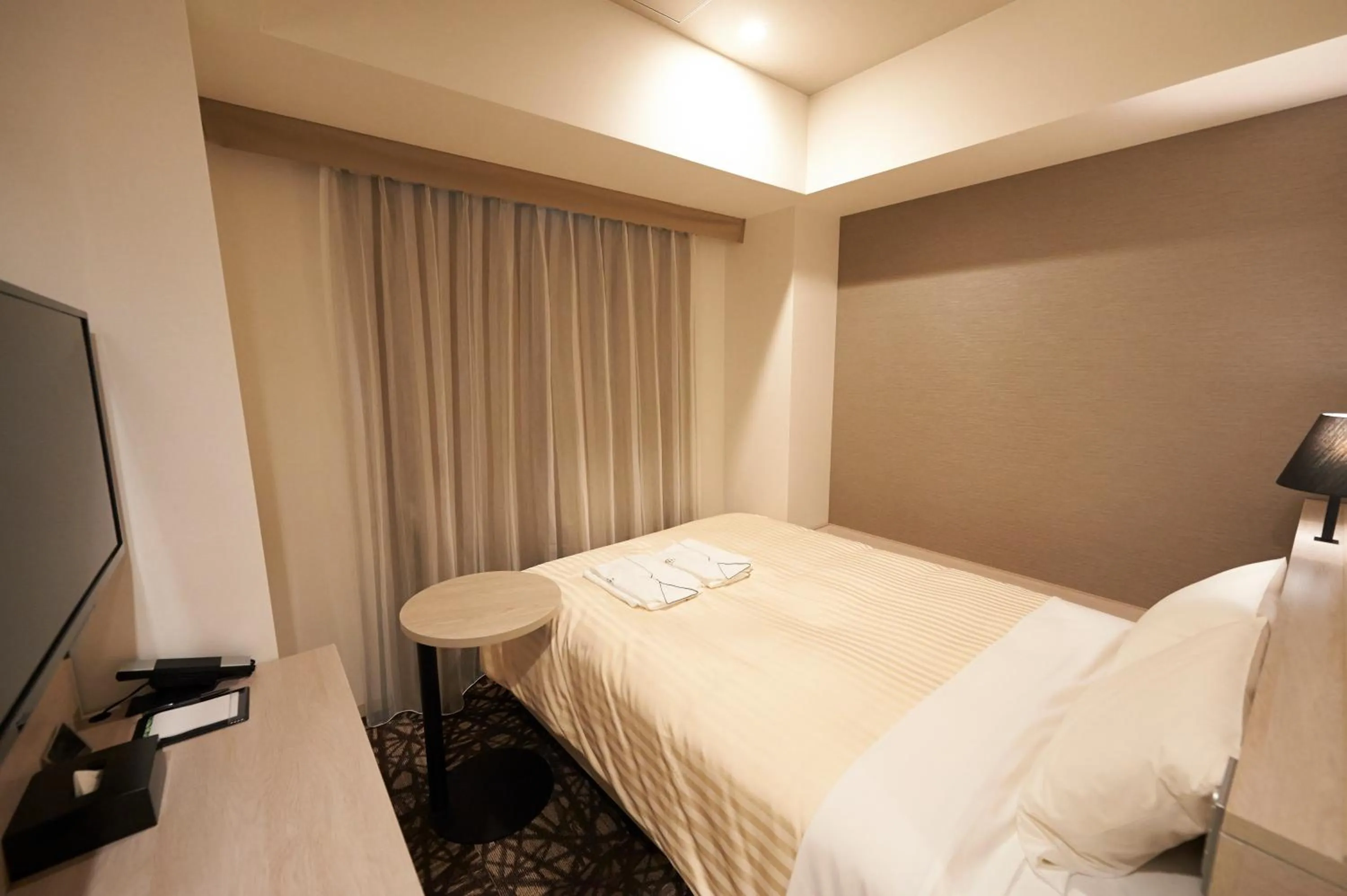 Photo of the whole room, Bed in Sotetsu Fresa Inn Ginza-Nanachome