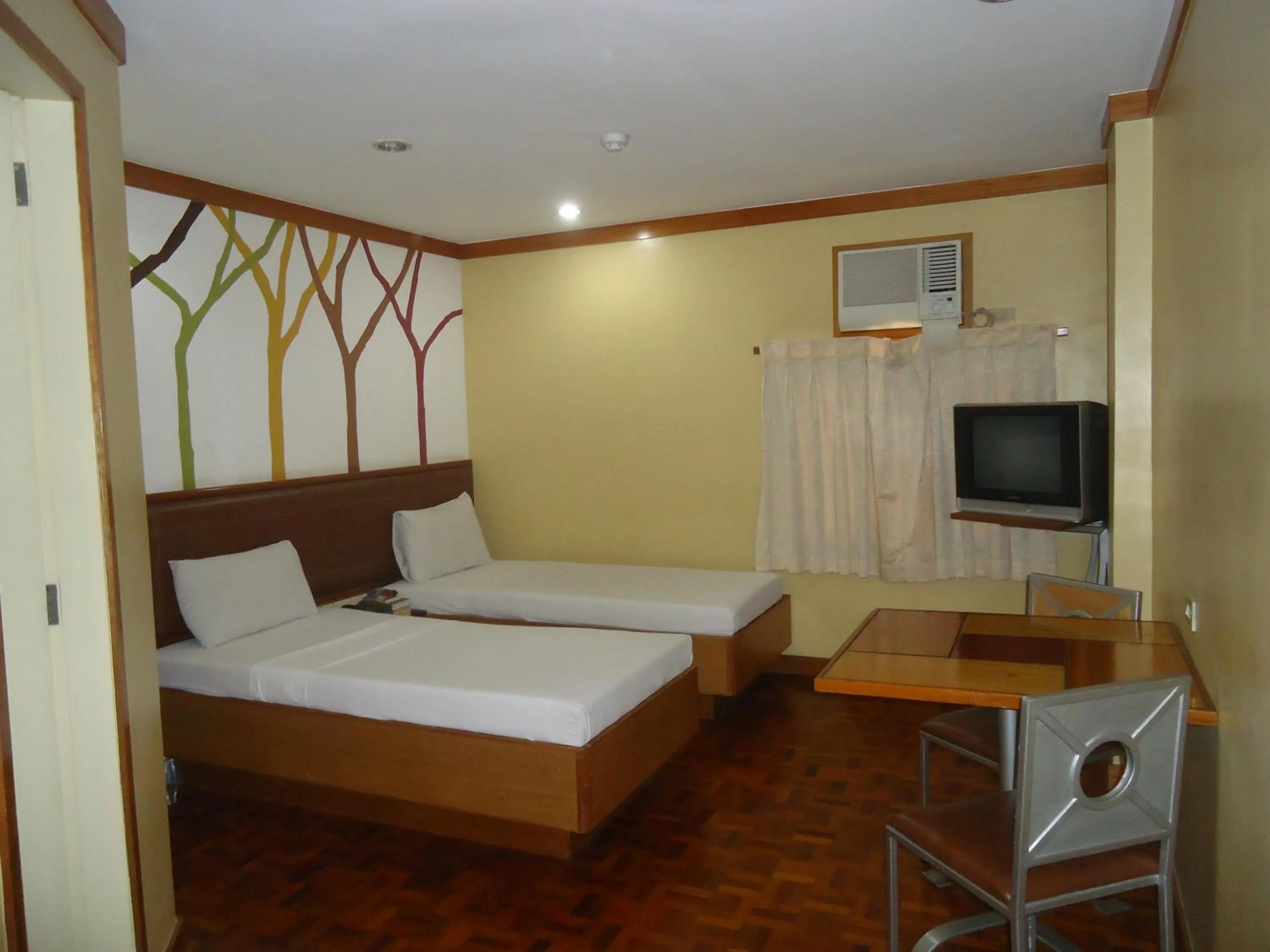 Photo of the whole room, Bed in Park Bed and Breakfast Hotel Pasay