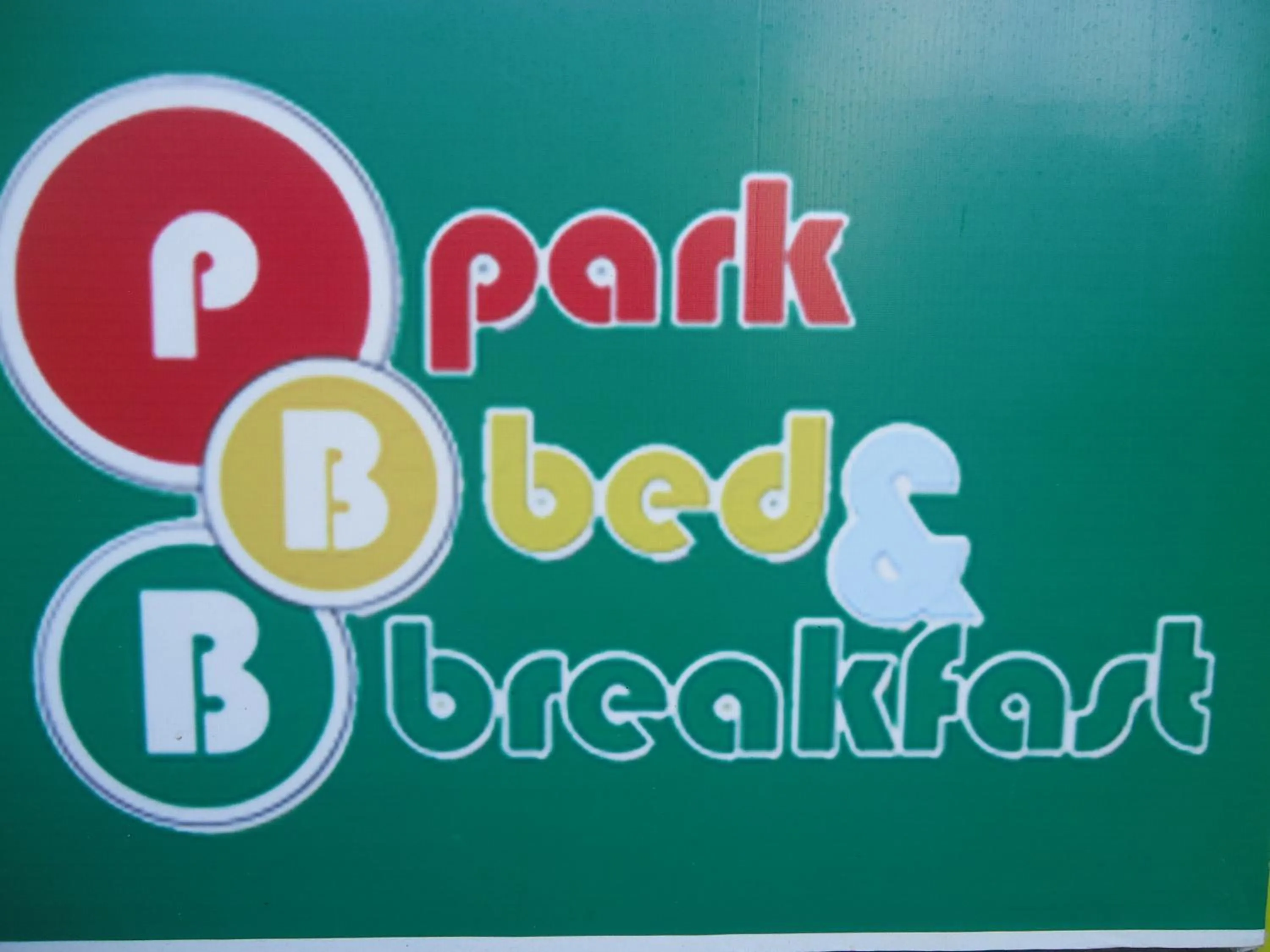 Property logo or sign in Park Bed and Breakfast Hotel Pasay