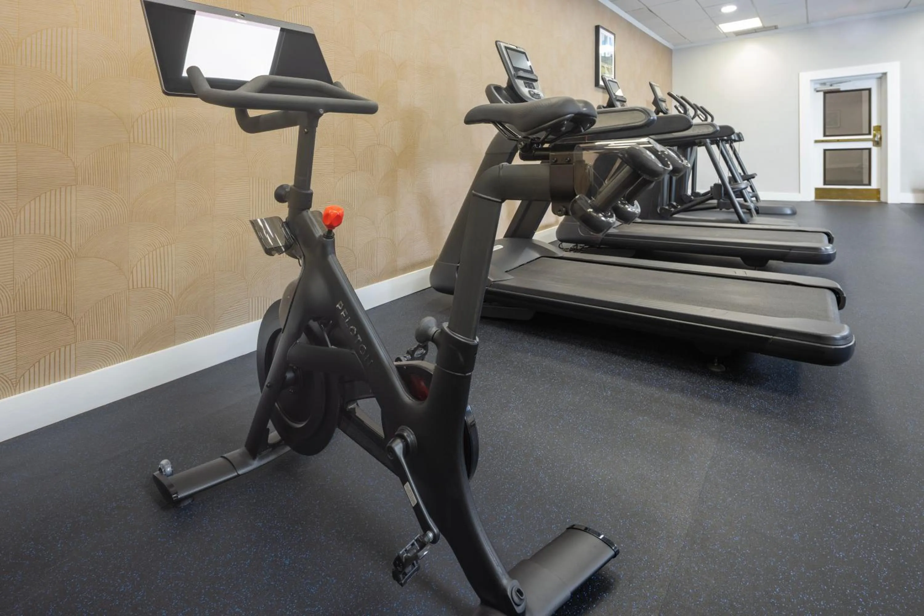 Fitness centre/facilities in Four Points by Sheraton Kansas City Airport