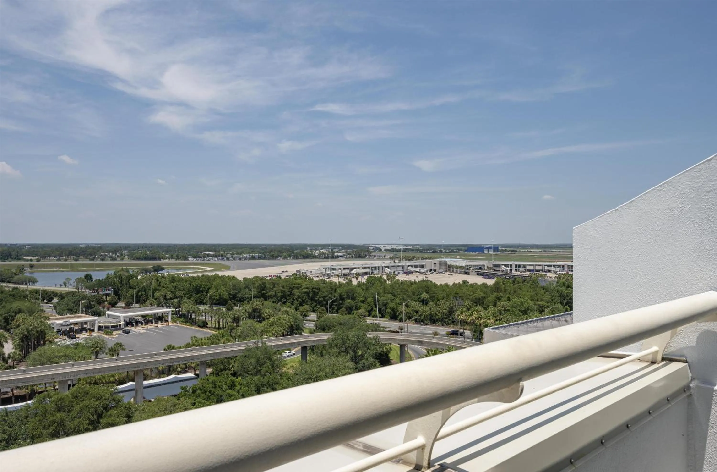 Bedroom in Hyatt Regency Orlando International Airport Hotel