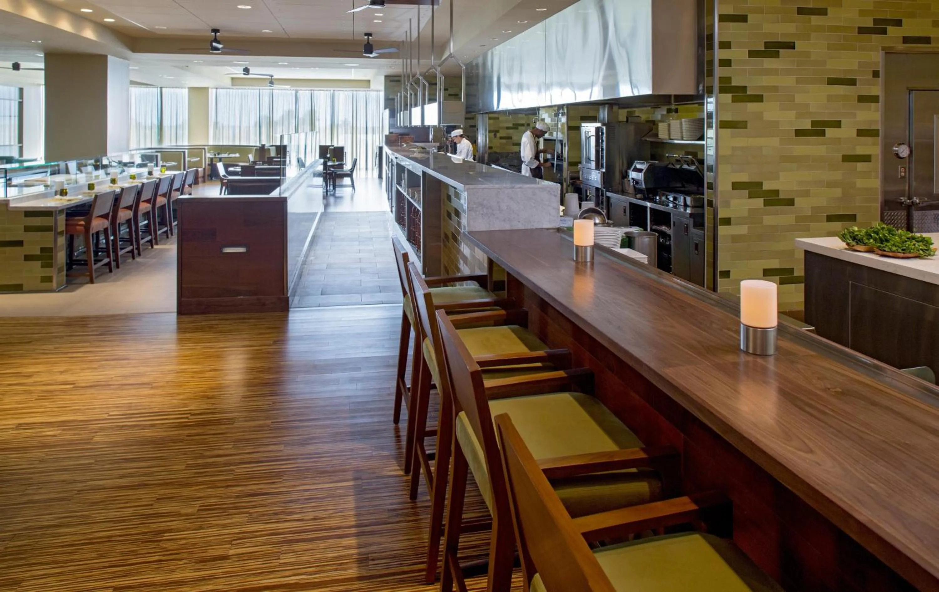 Restaurant/places to eat in Hyatt Regency Orlando International Airport Hotel