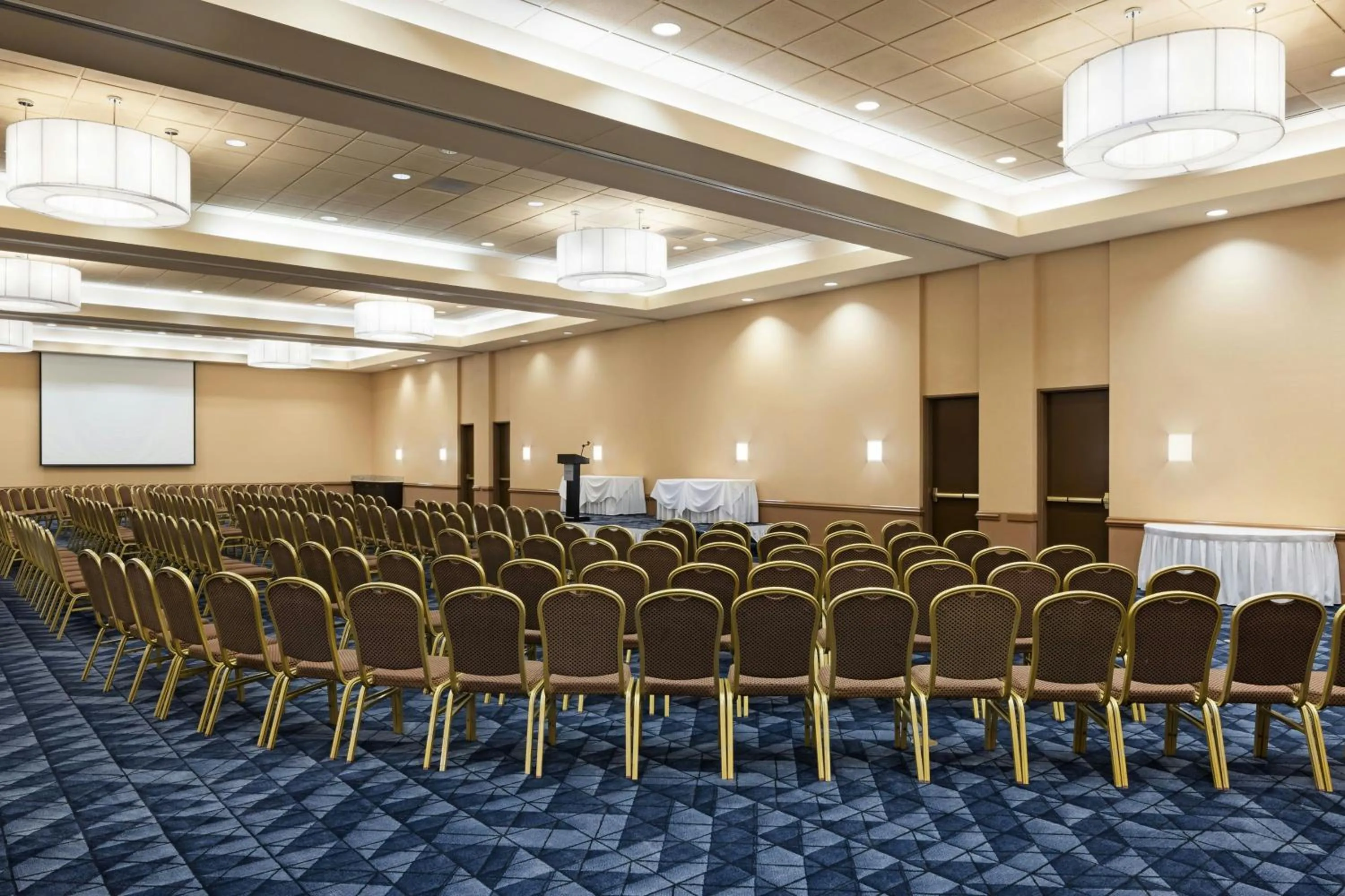 Meeting/conference room in Courtyard by Marriott Baldwin Park