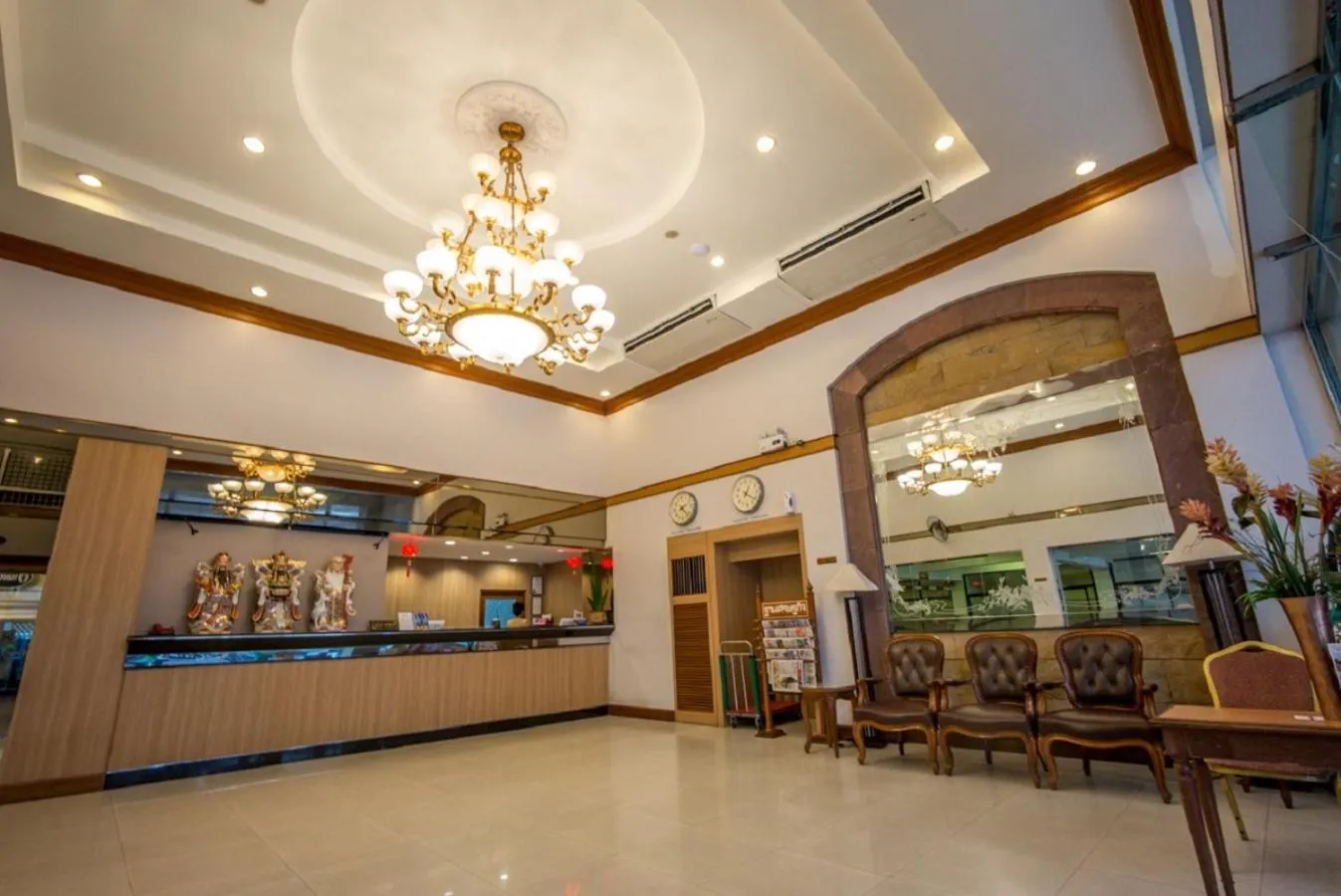 Lobby or reception in Sakol Hotel