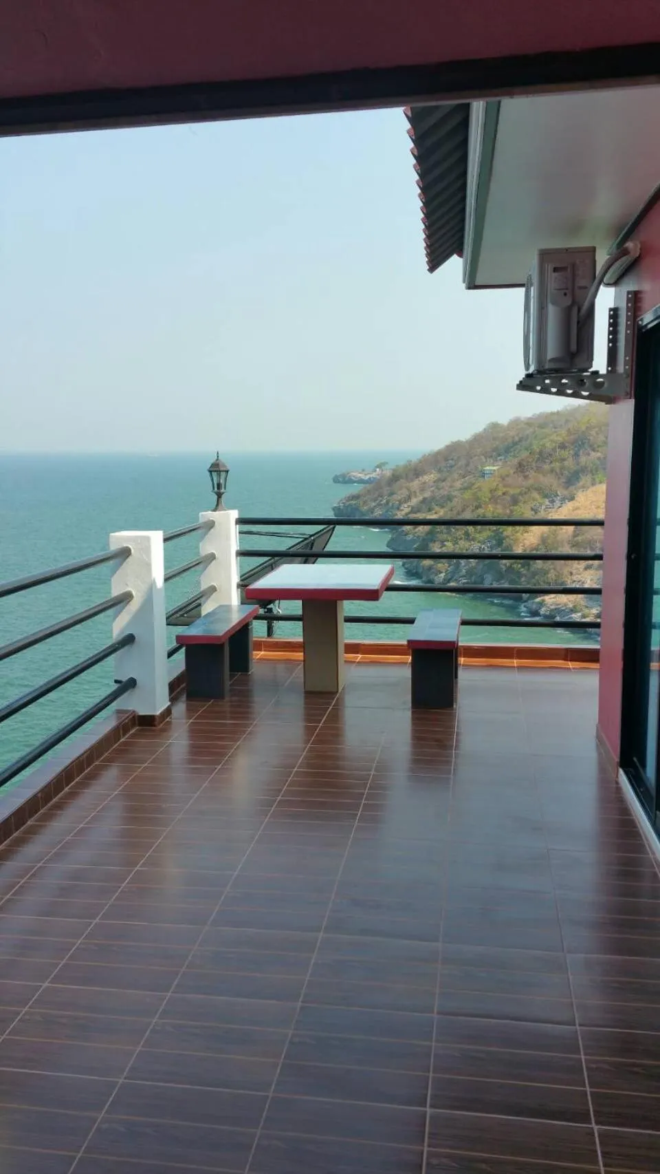 Ocean View Resort - Koh Sichang