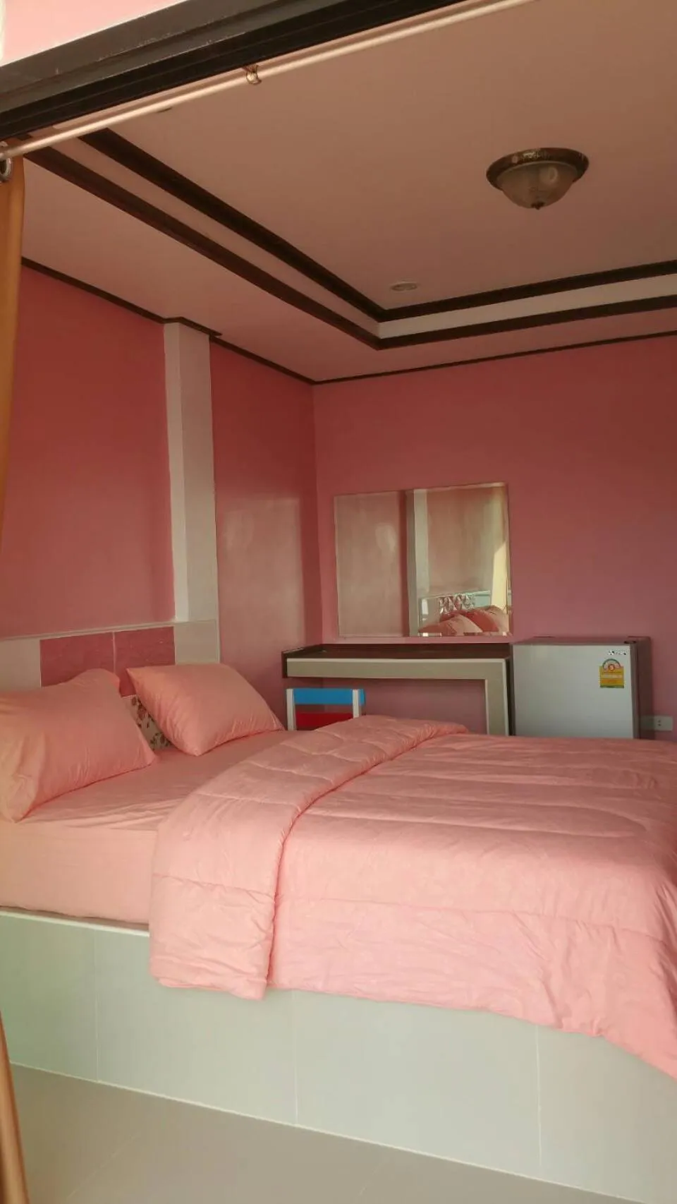 Bed in Ocean View Resort - Koh Sichang