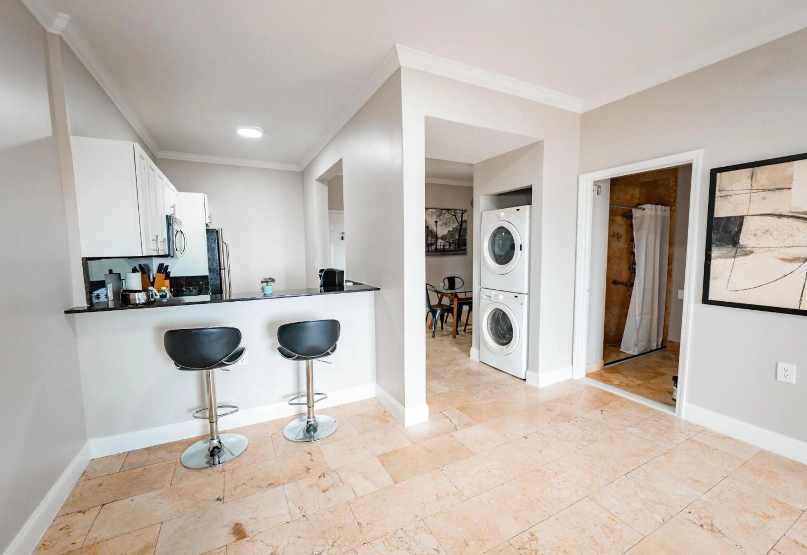 kitchen in Nuvo Suites Hotel - Miami Doral