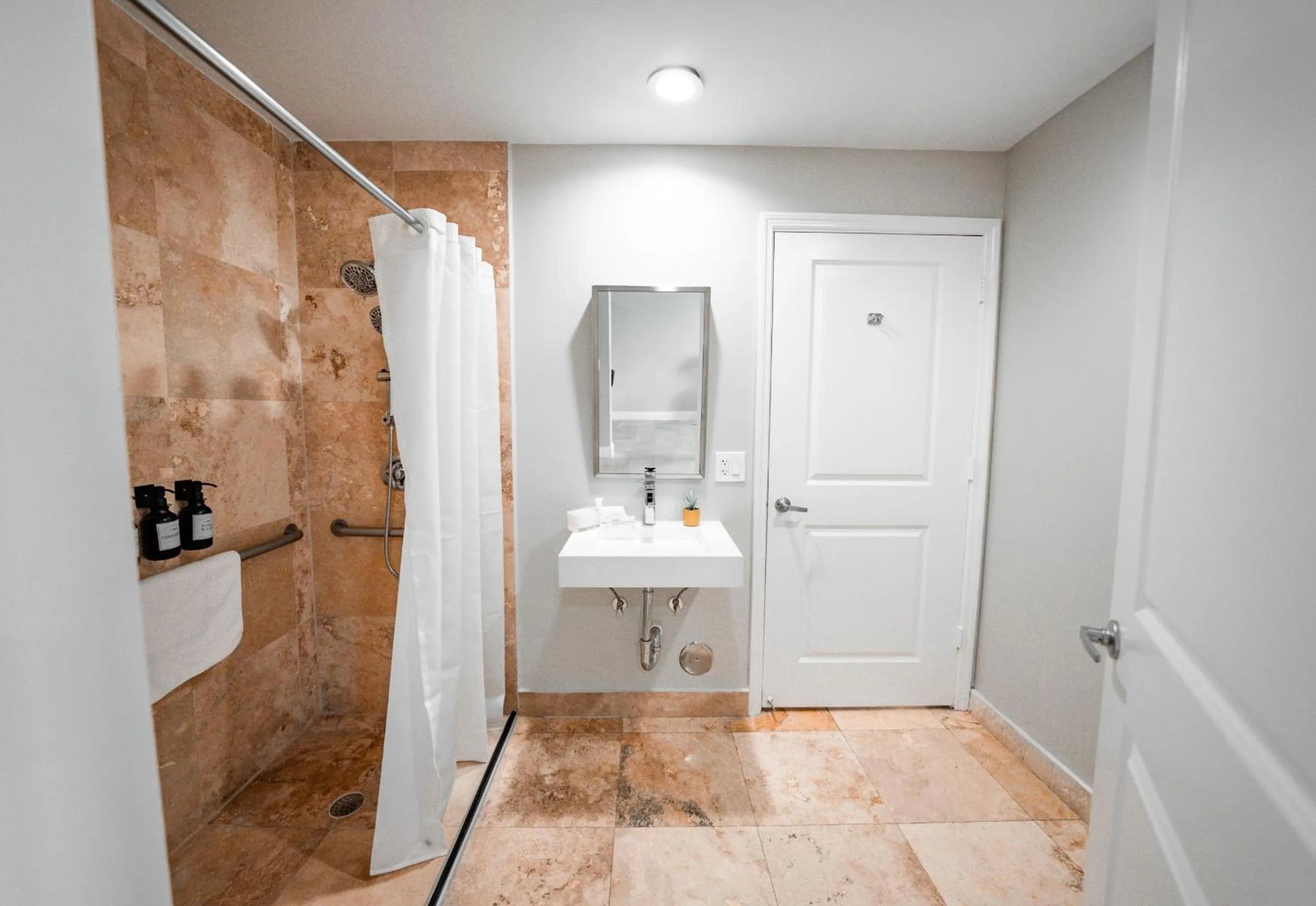 Bathroom in Nuvo Suites Hotel - Miami Doral