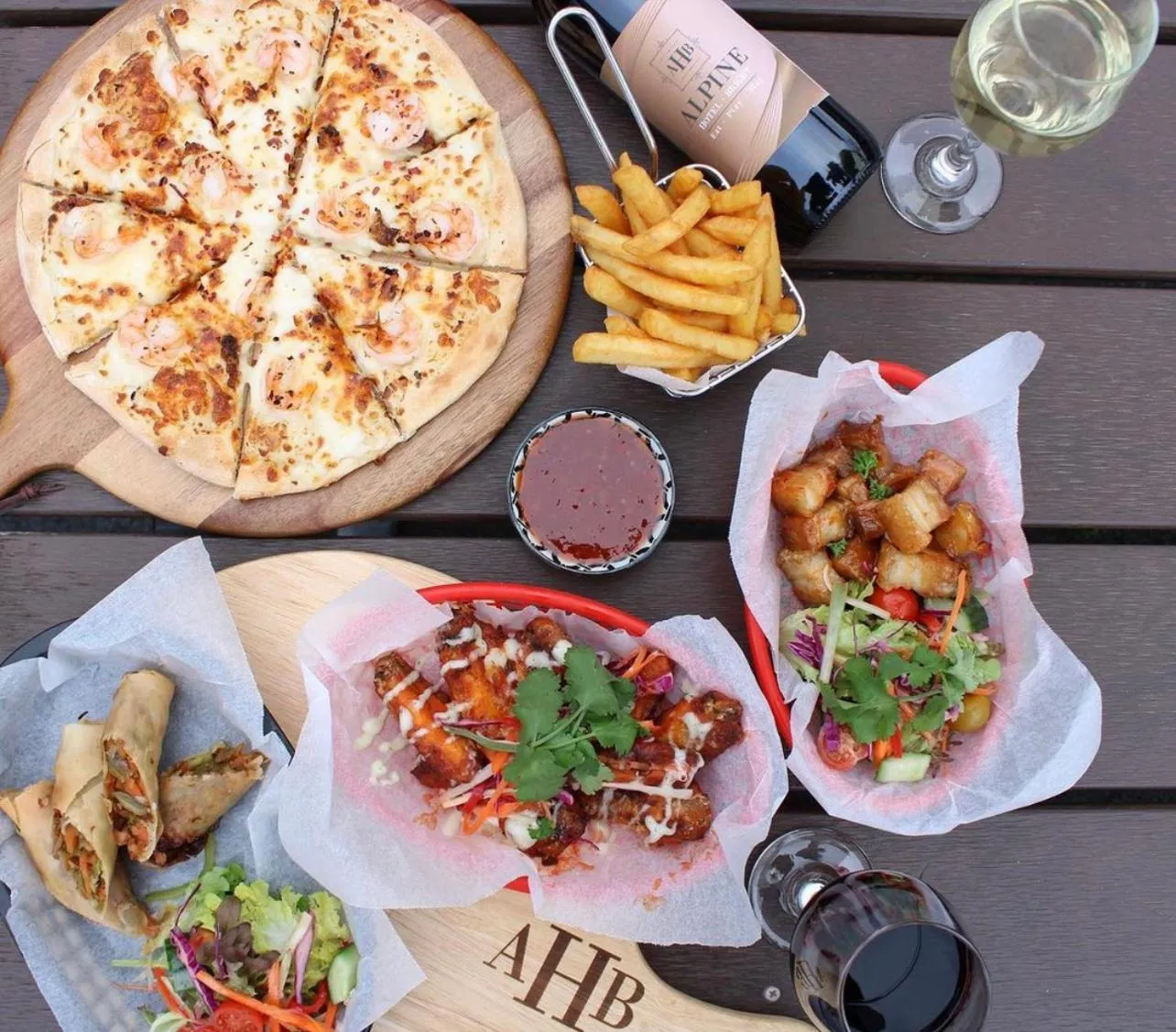 Lounge or bar in Alpine Hotel Bright