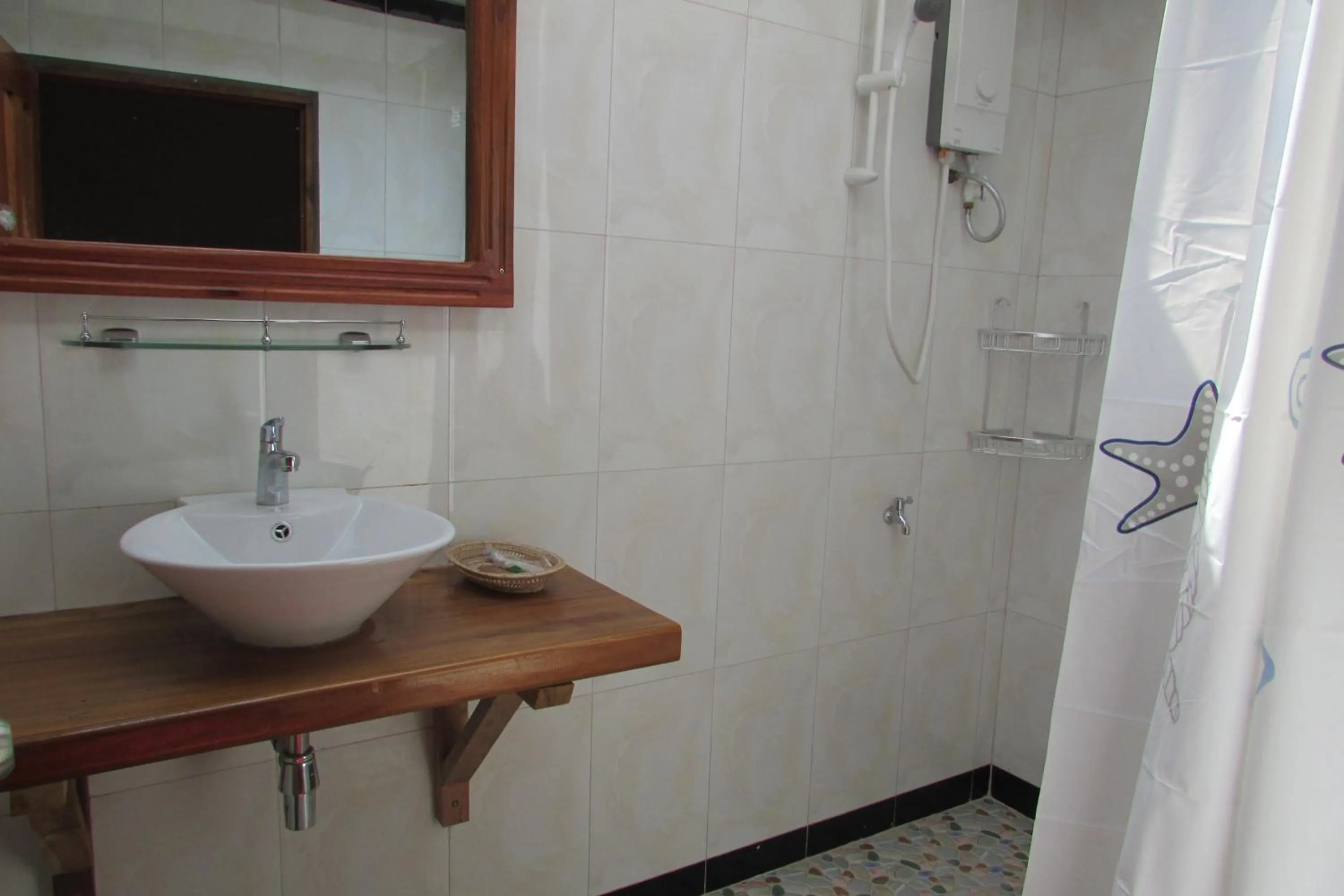 Bathroom in Phoumrumduol Bungalow