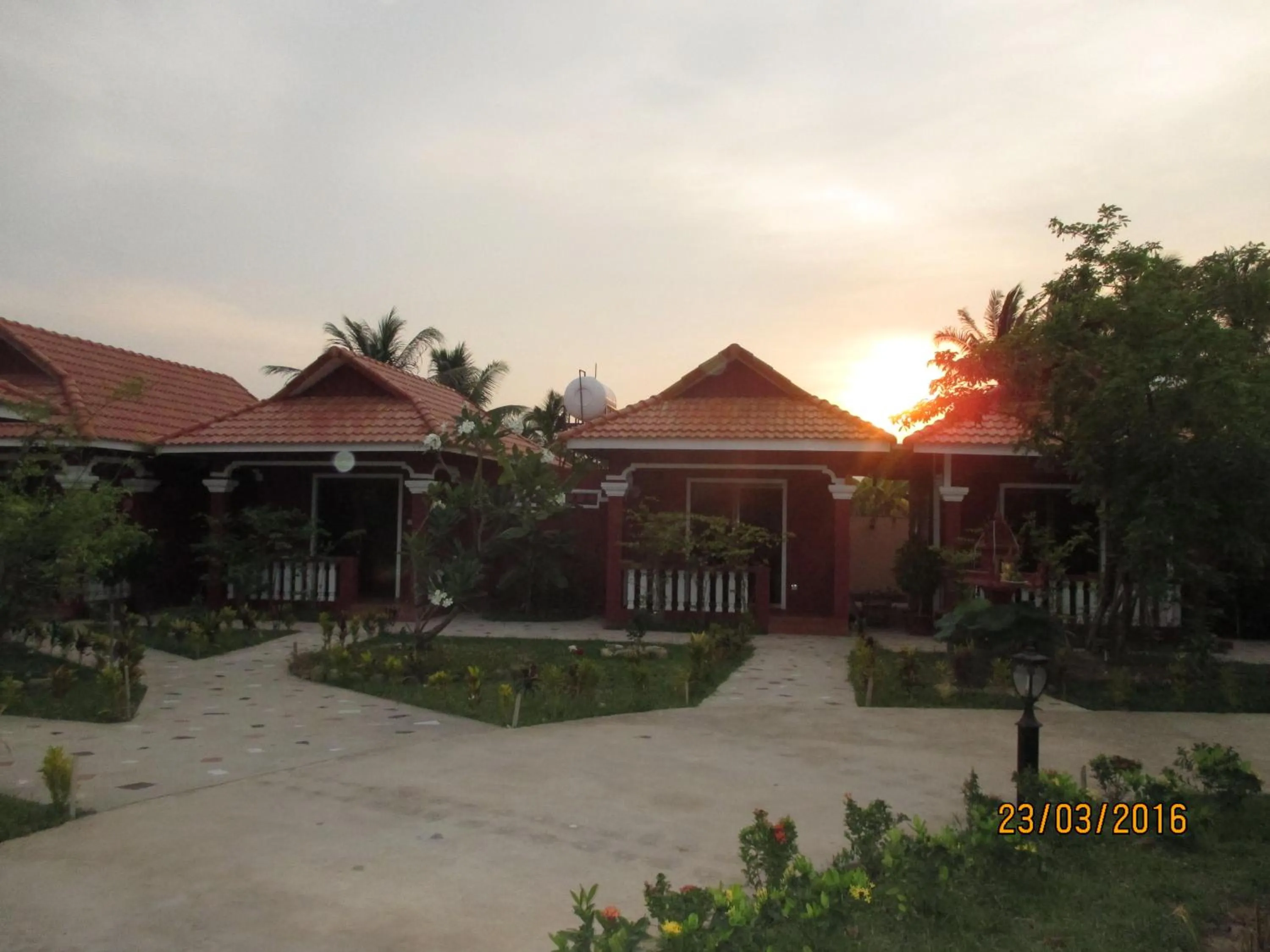 Sunset in Phoumrumduol Bungalow