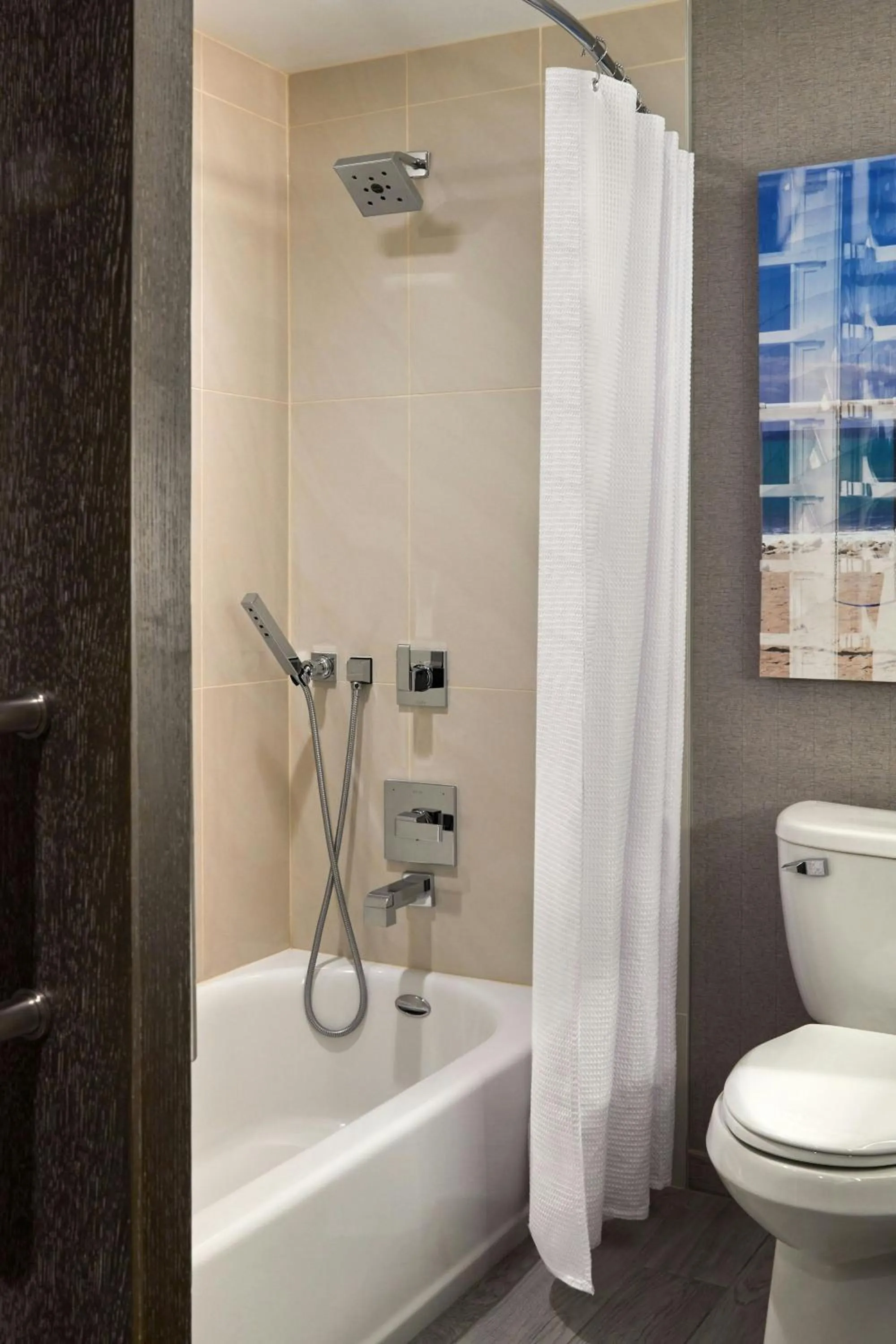 Bathroom in Ventura Beach Marriott