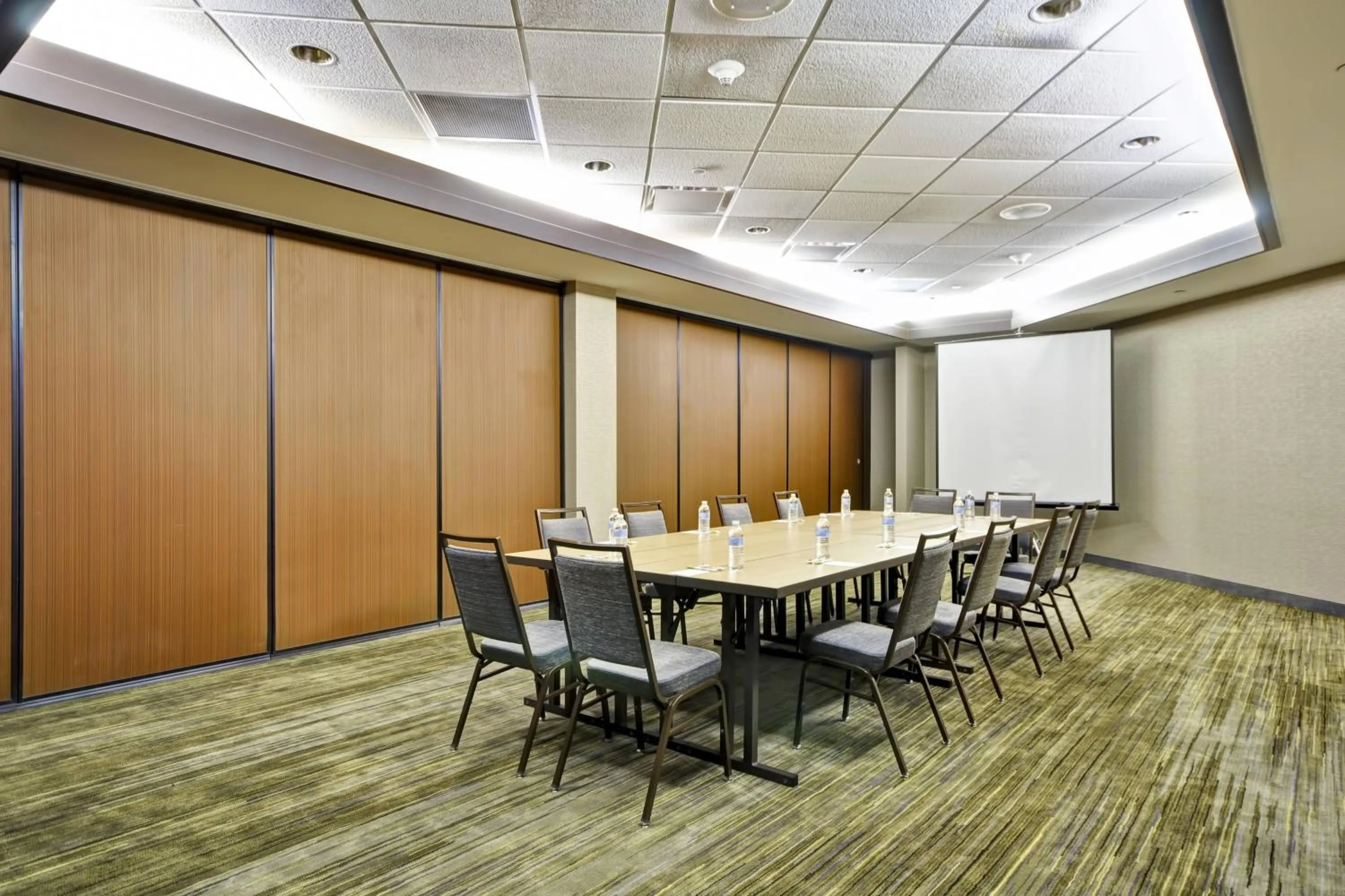 Meeting/conference room in Courtyard Houston I-10 West/Energy Corridor