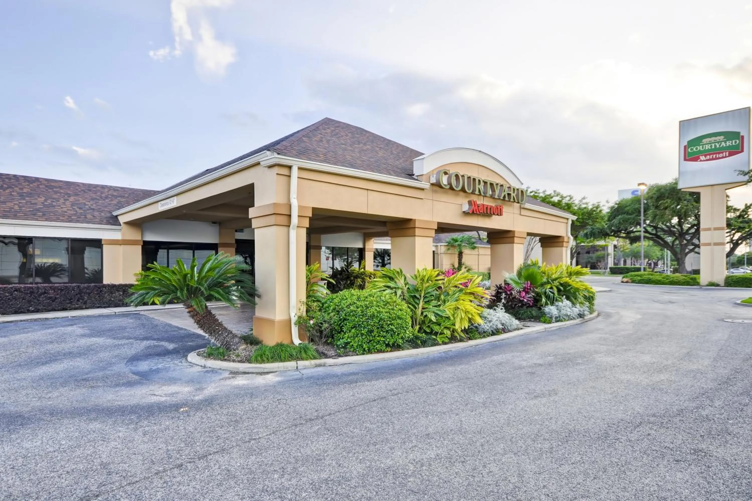 Property building in Courtyard Houston I-10 West/Energy Corridor