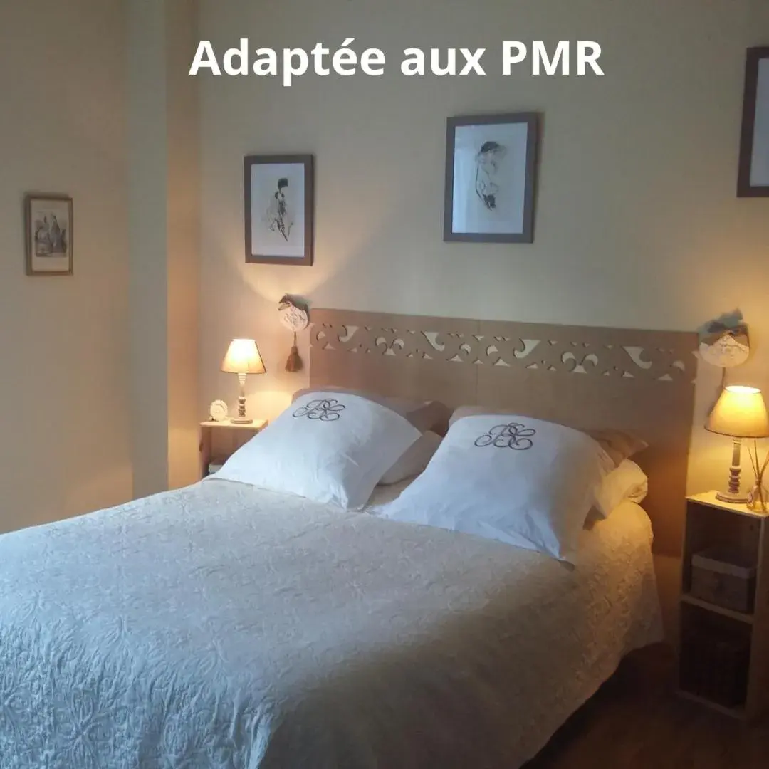 Double Room - single occupancy in Du Coté de Lacoume Double Room - single occupancy in Du Coté de Lacoume