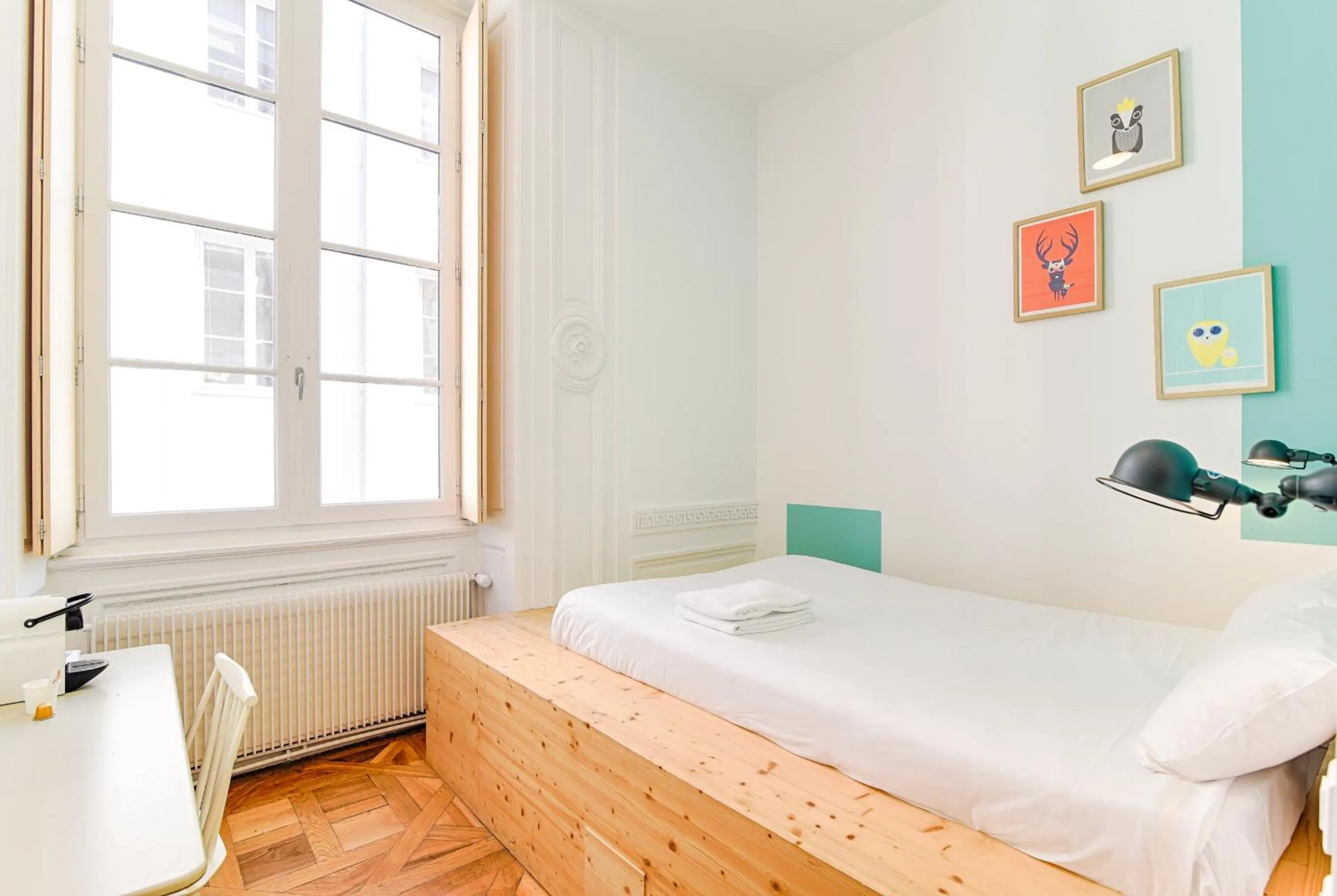 Photo of the whole room, Bed in SLO Hostel Lyon les Pentes