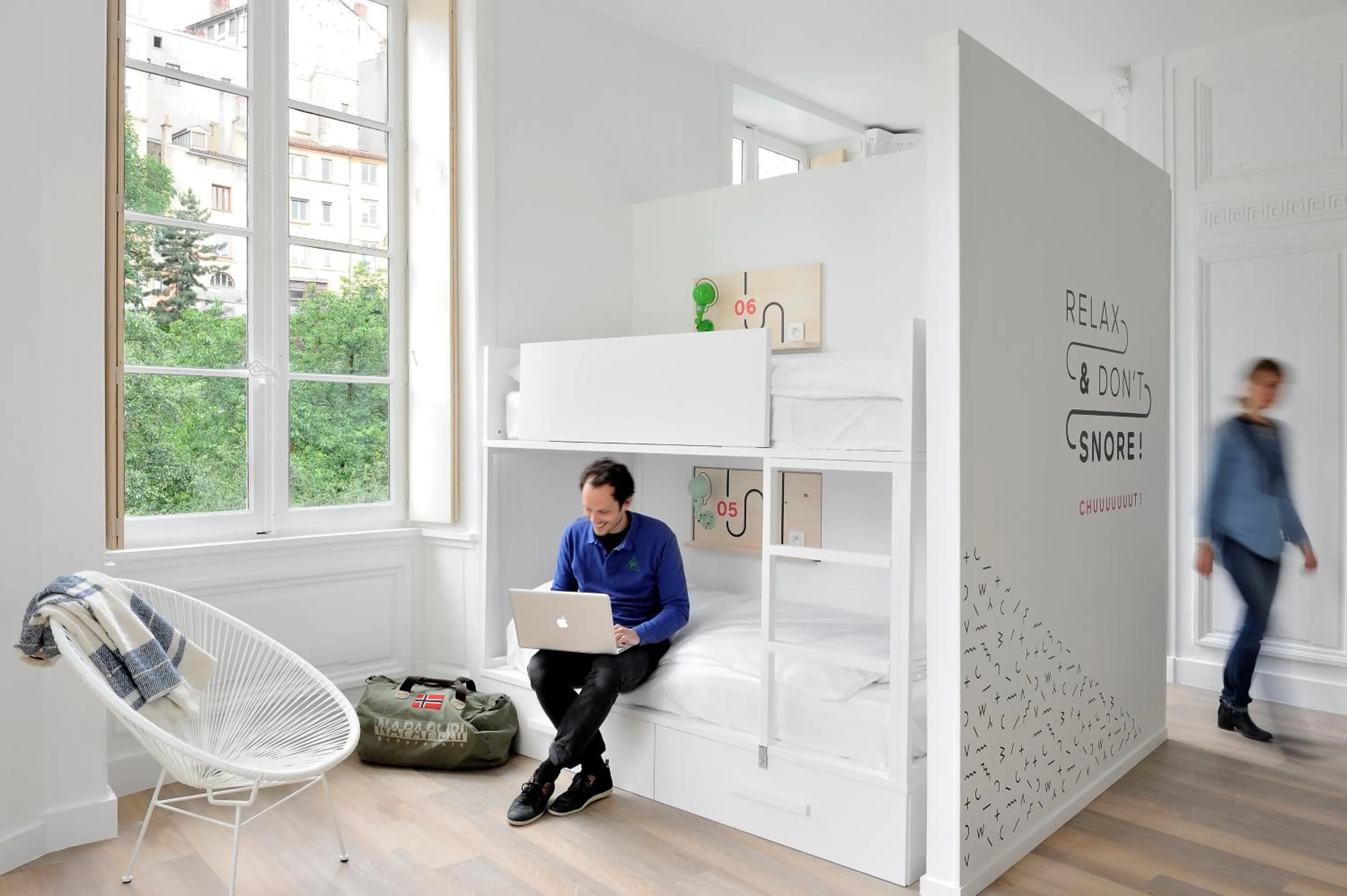 Bed in SLO Hostel Lyon les Pentes