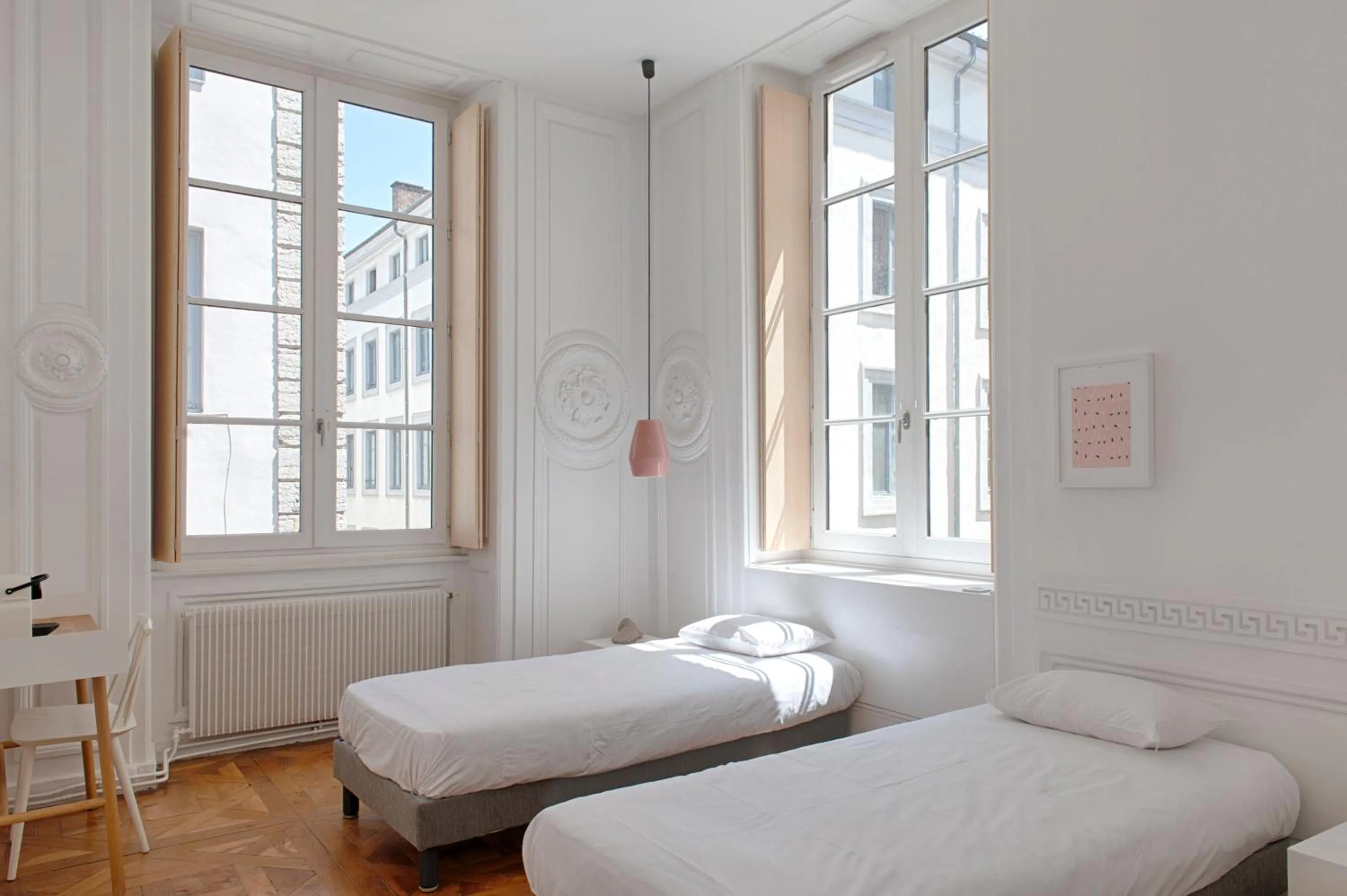 Bed in SLO Hostel Lyon les Pentes