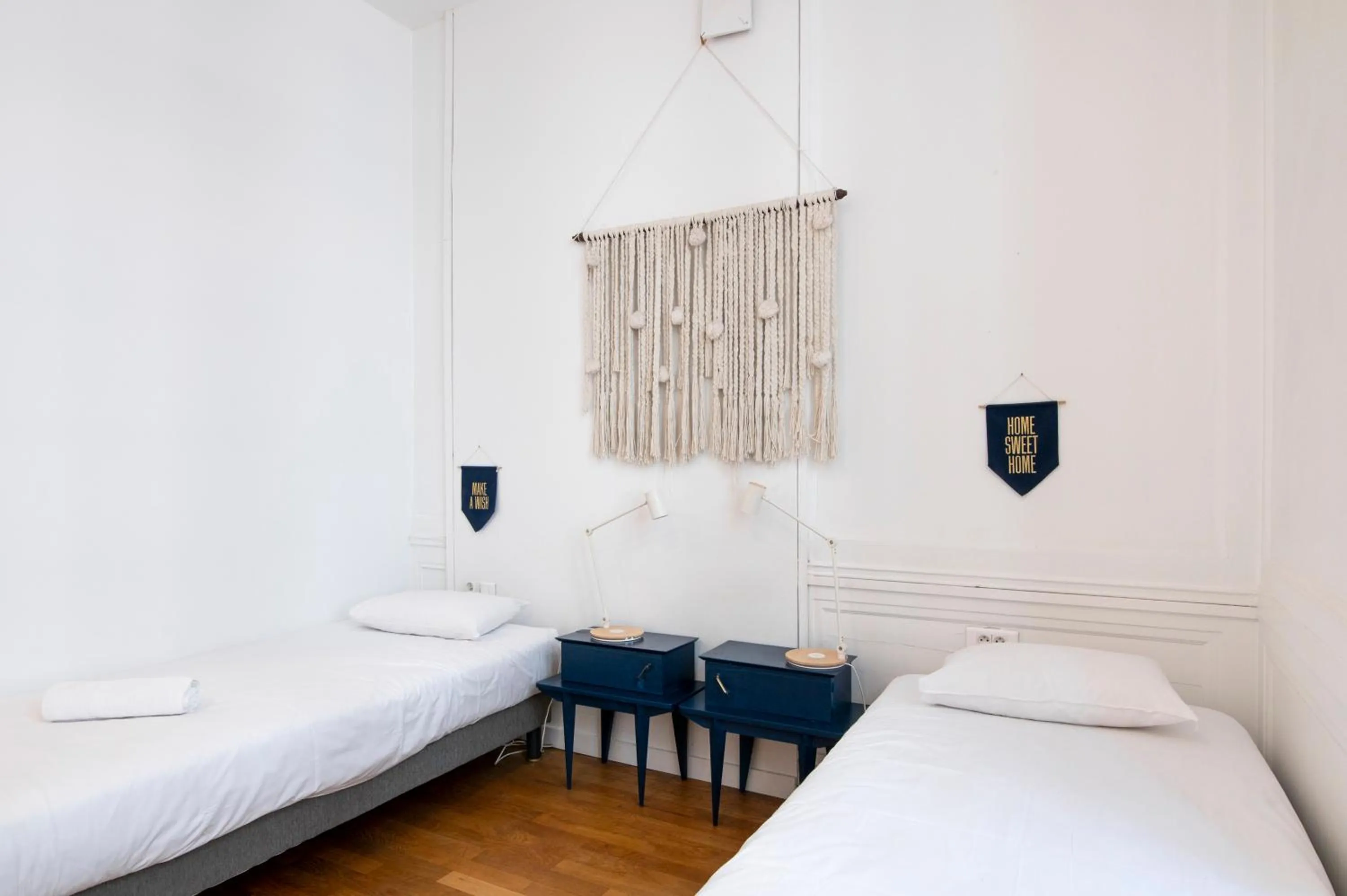 Bed in SLO Hostel Lyon les Pentes