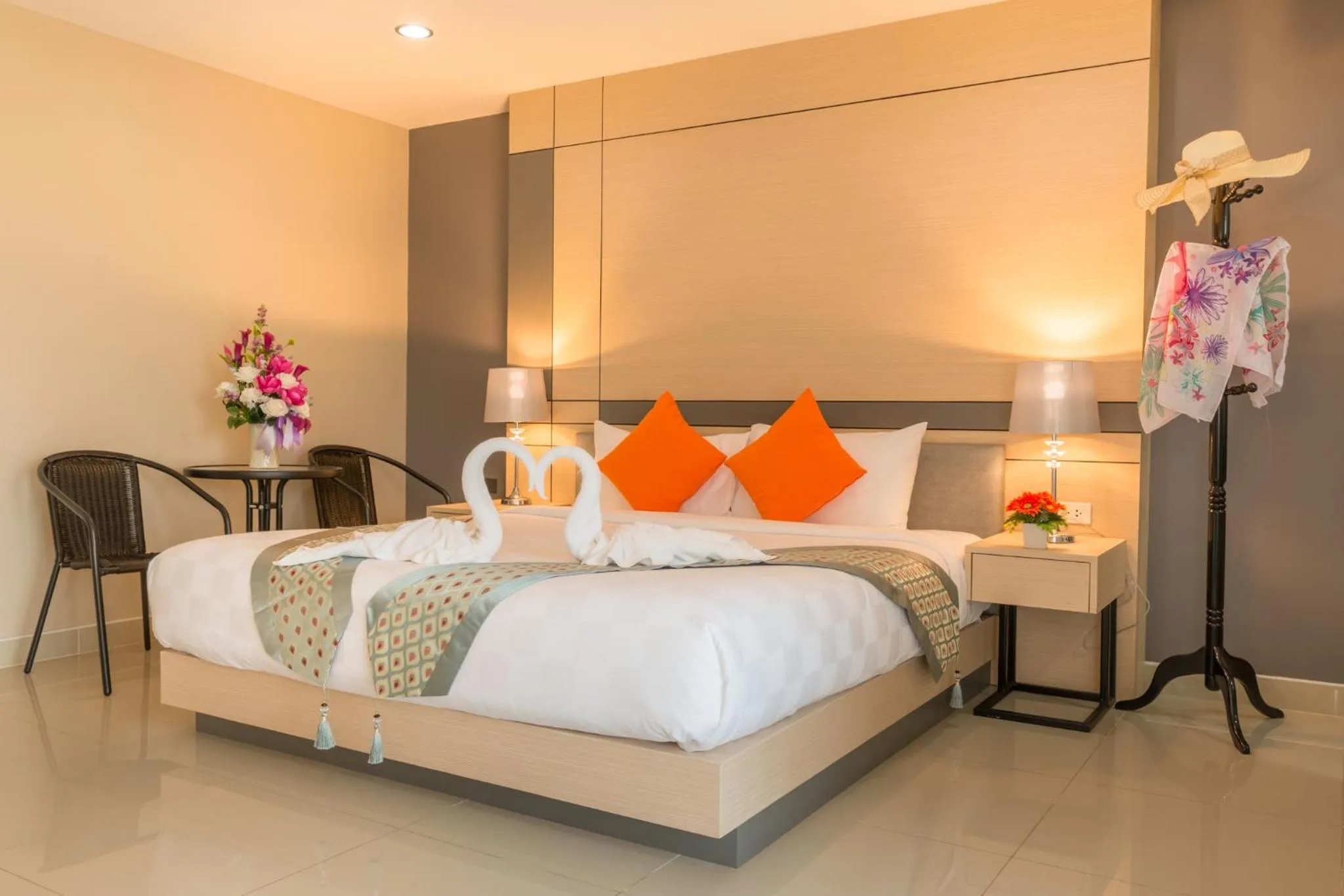 Bed in The Smart Hotel Hat Yai