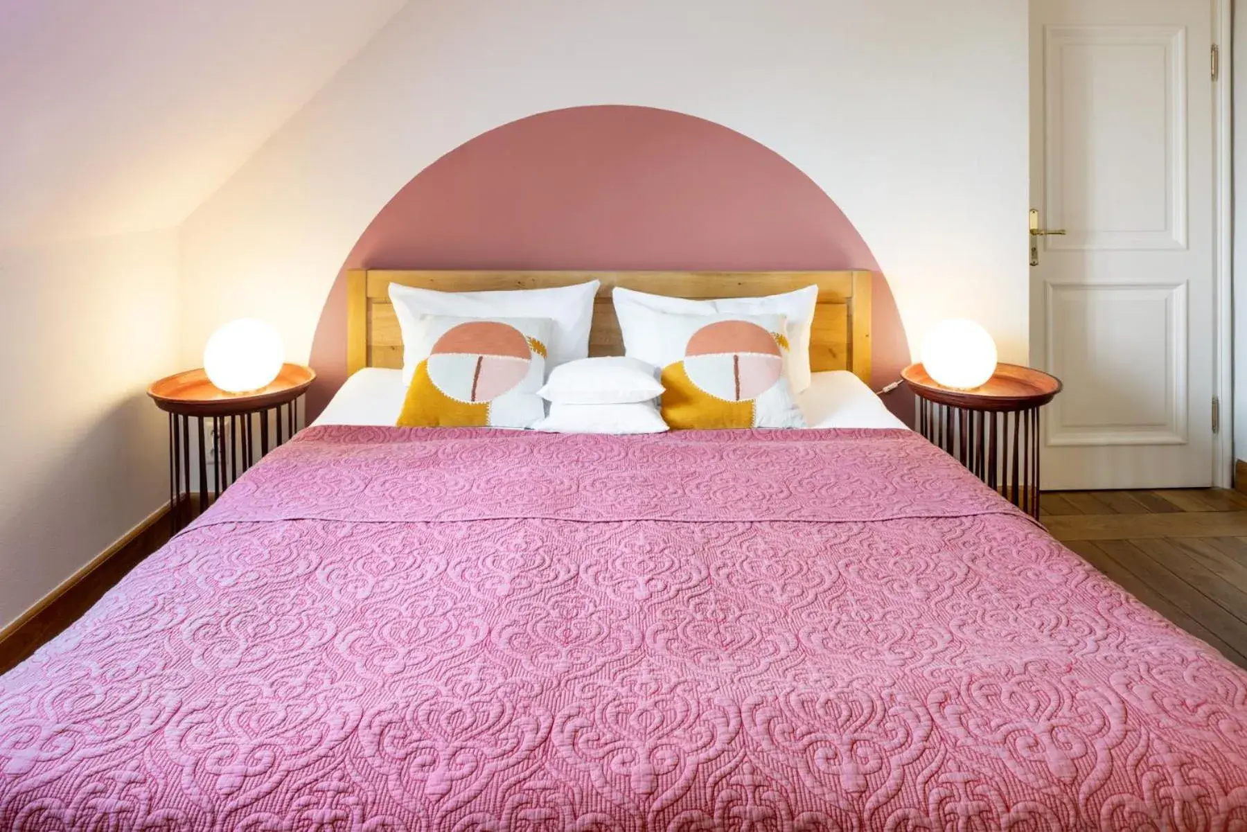 Family Suite in Schloss Hertefeld & Hertefeldhof Family Suite in Schloss Hertefeld & Hertefeldhof