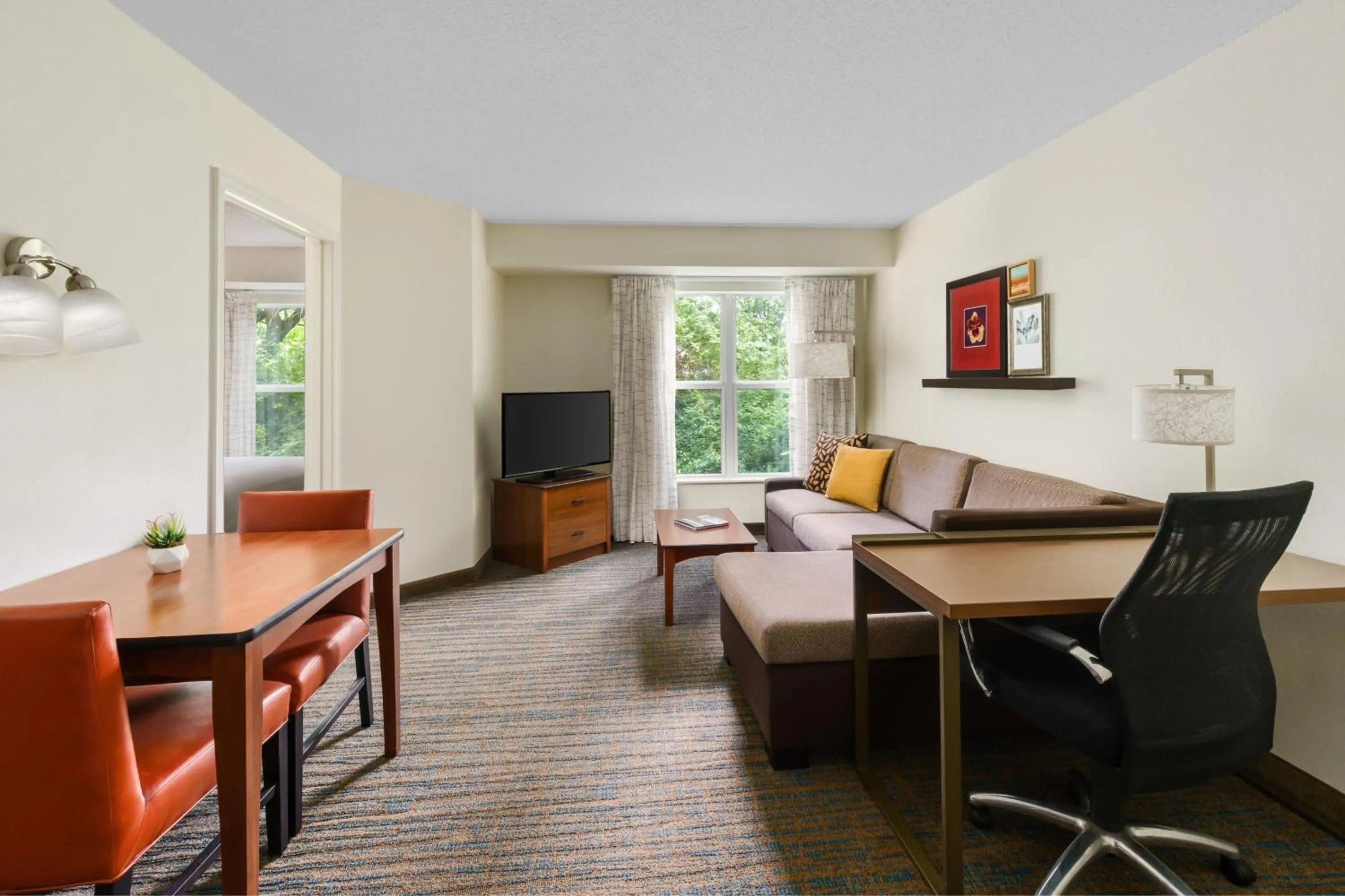 Bedroom in Residence Inn Philadelphia/Montgomeryville
