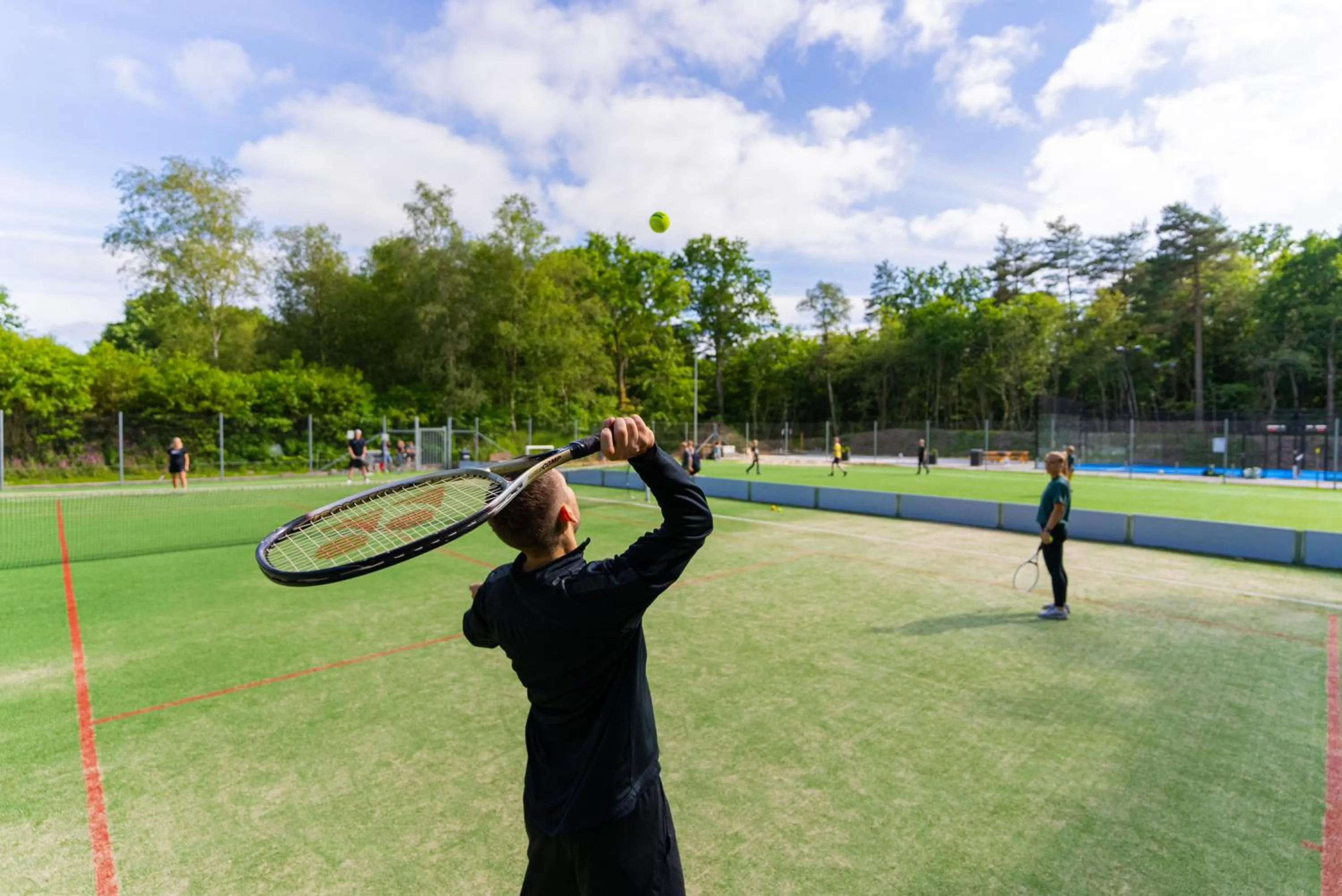 Tennis court in SportsPark Blaavandshuk Resort