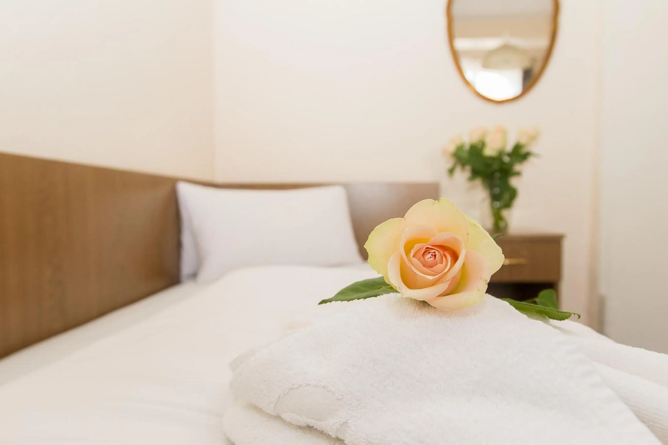 Decorative detail, Bed in Hotel Spreewitz am Kurfürstendamm