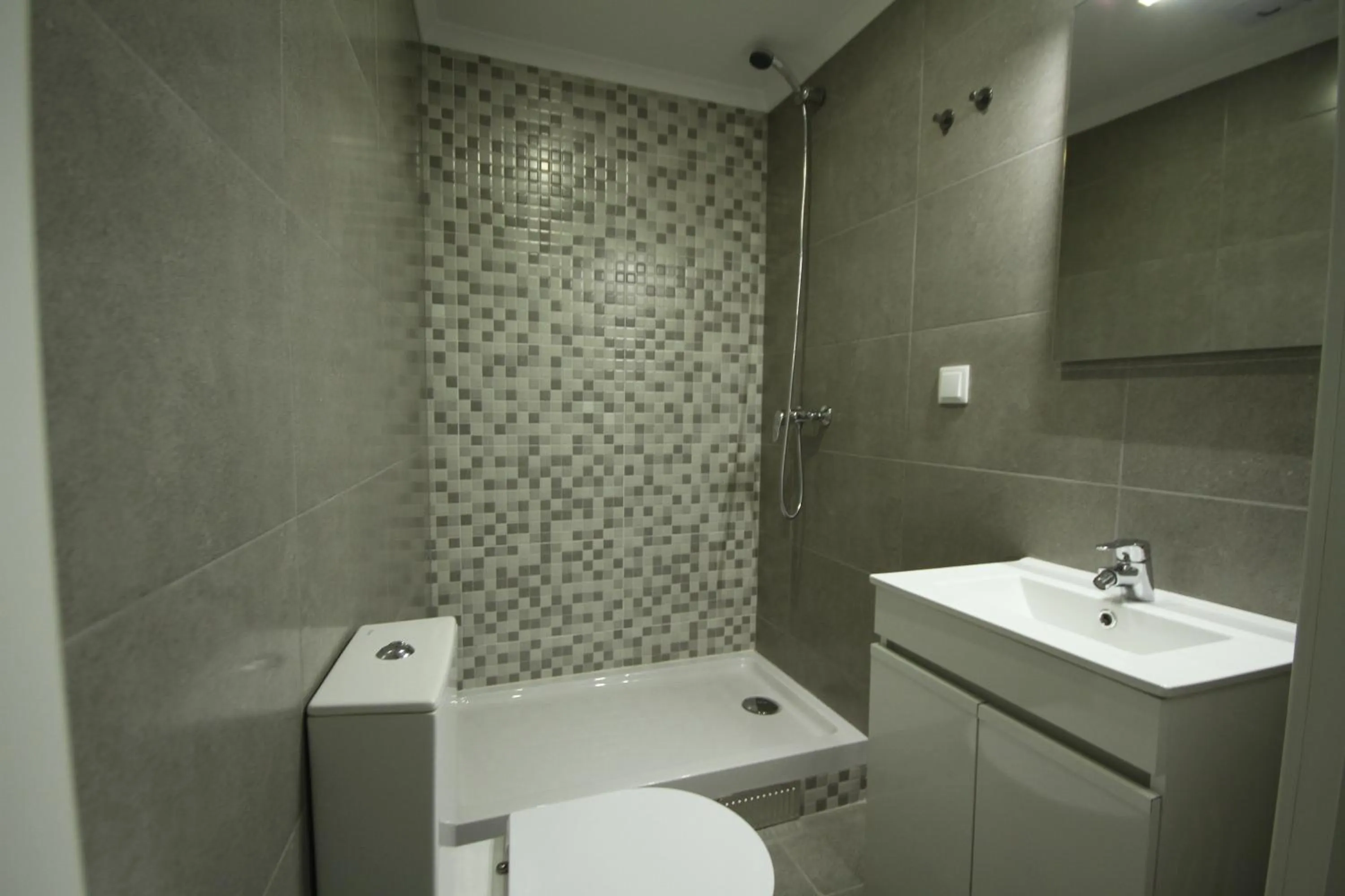 Bathroom in Alfama Right Point