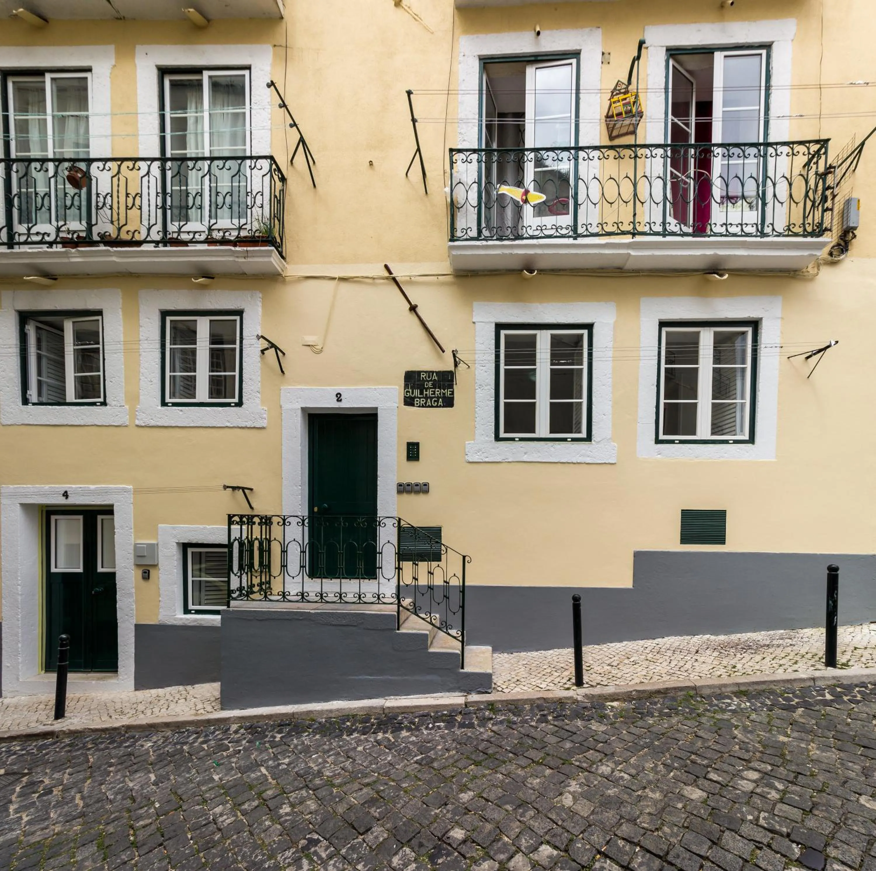 Facade/entrance in Alfama Right Point