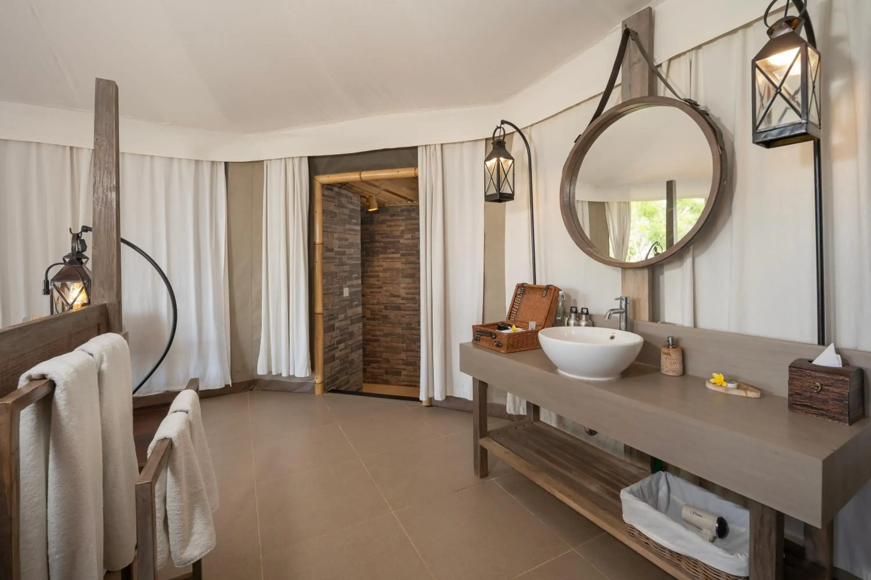 Beach Luxury Tent in Menjangan Dynasty Resort Beach Luxury Tent in Menjangan Dynasty Resort