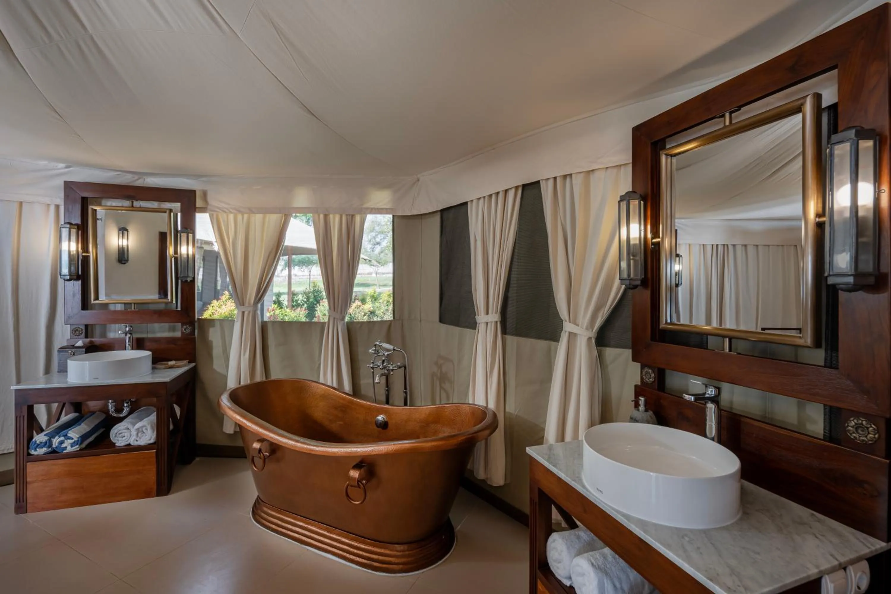 Menjangan Dynasty Resort