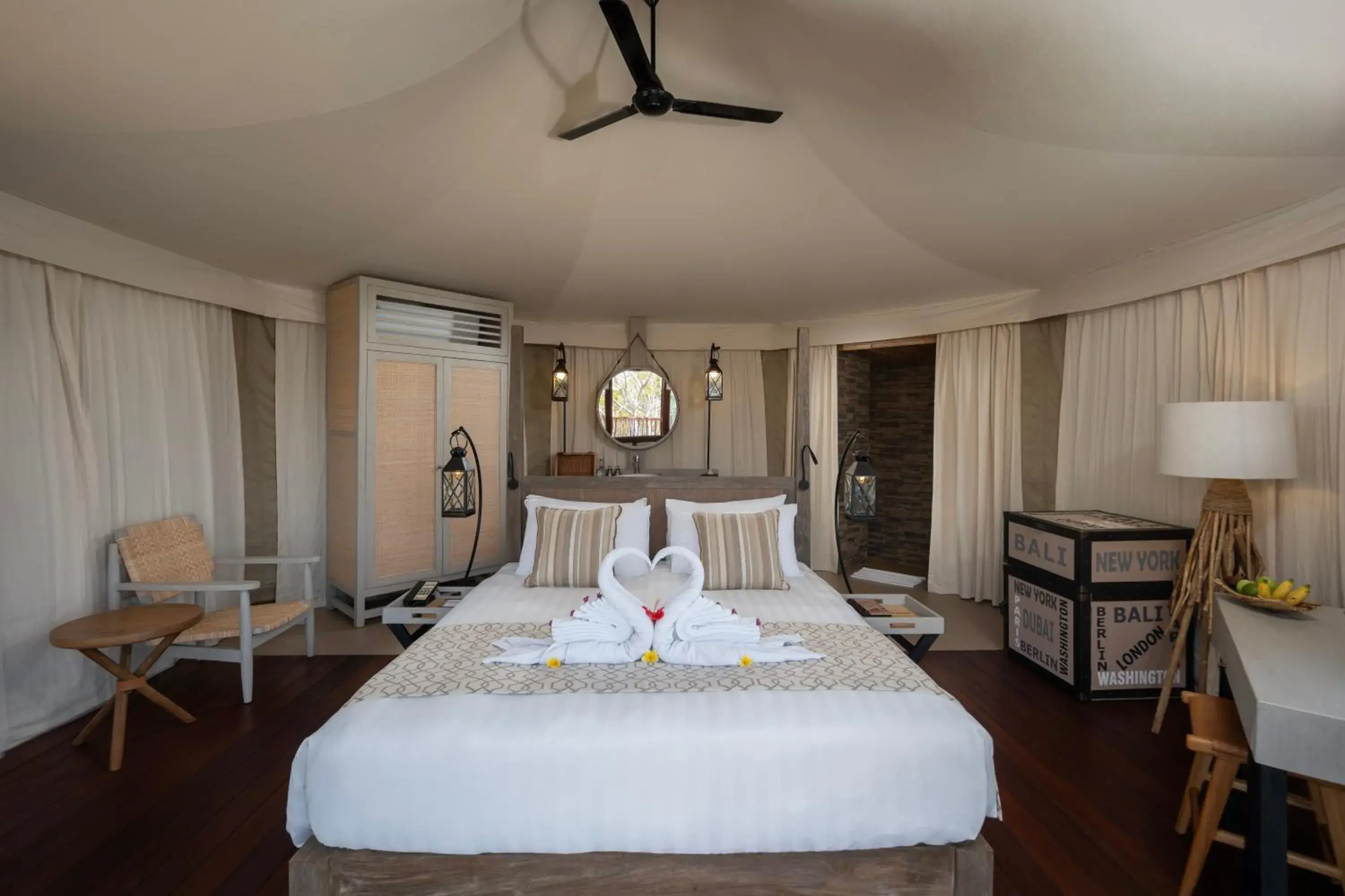 Cliff Luxury Pool Villa in Menjangan Dynasty Resort Cliff Luxury Pool Villa in Menjangan Dynasty Resort