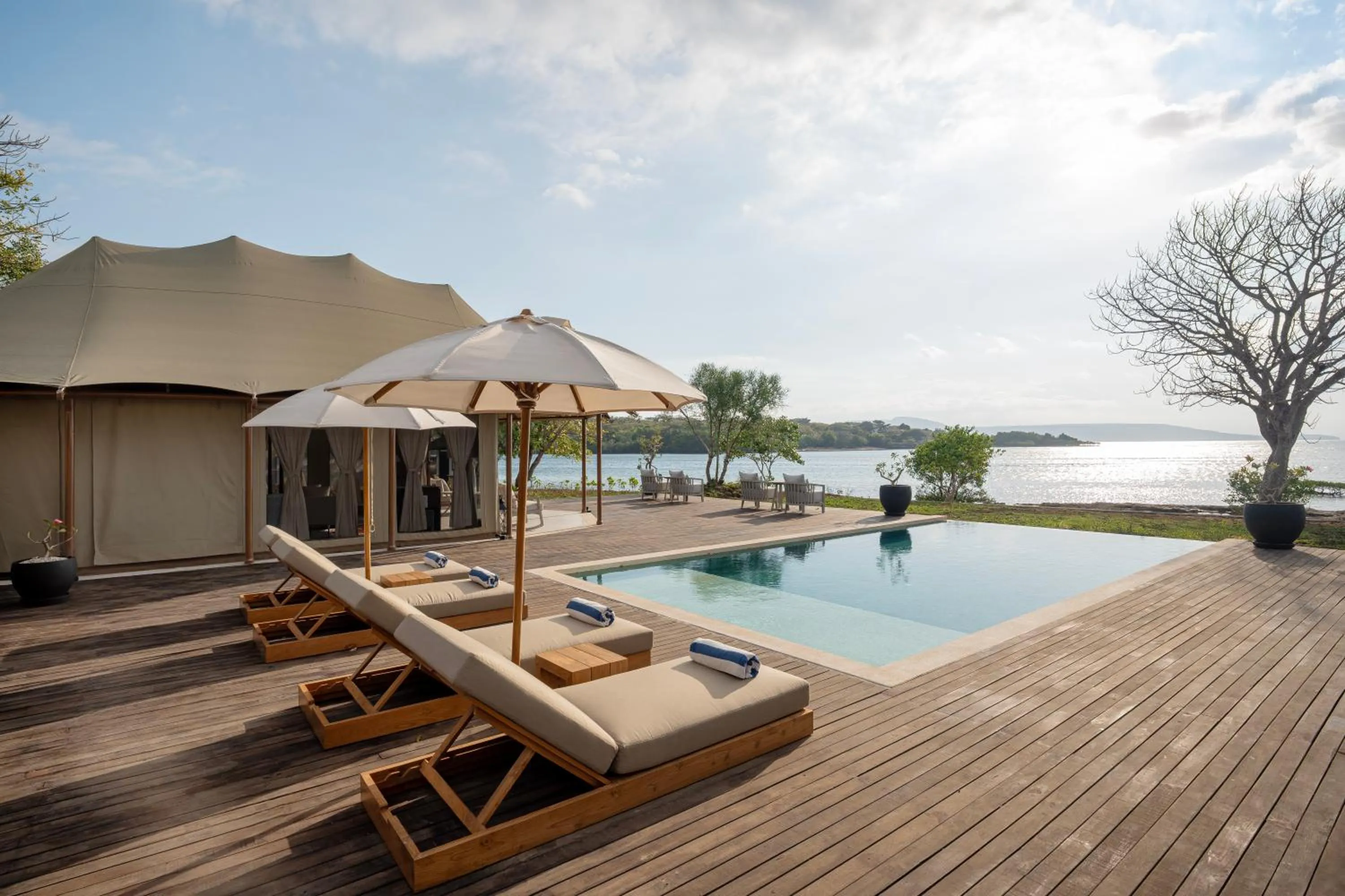 Menjangan Dynasty Resort