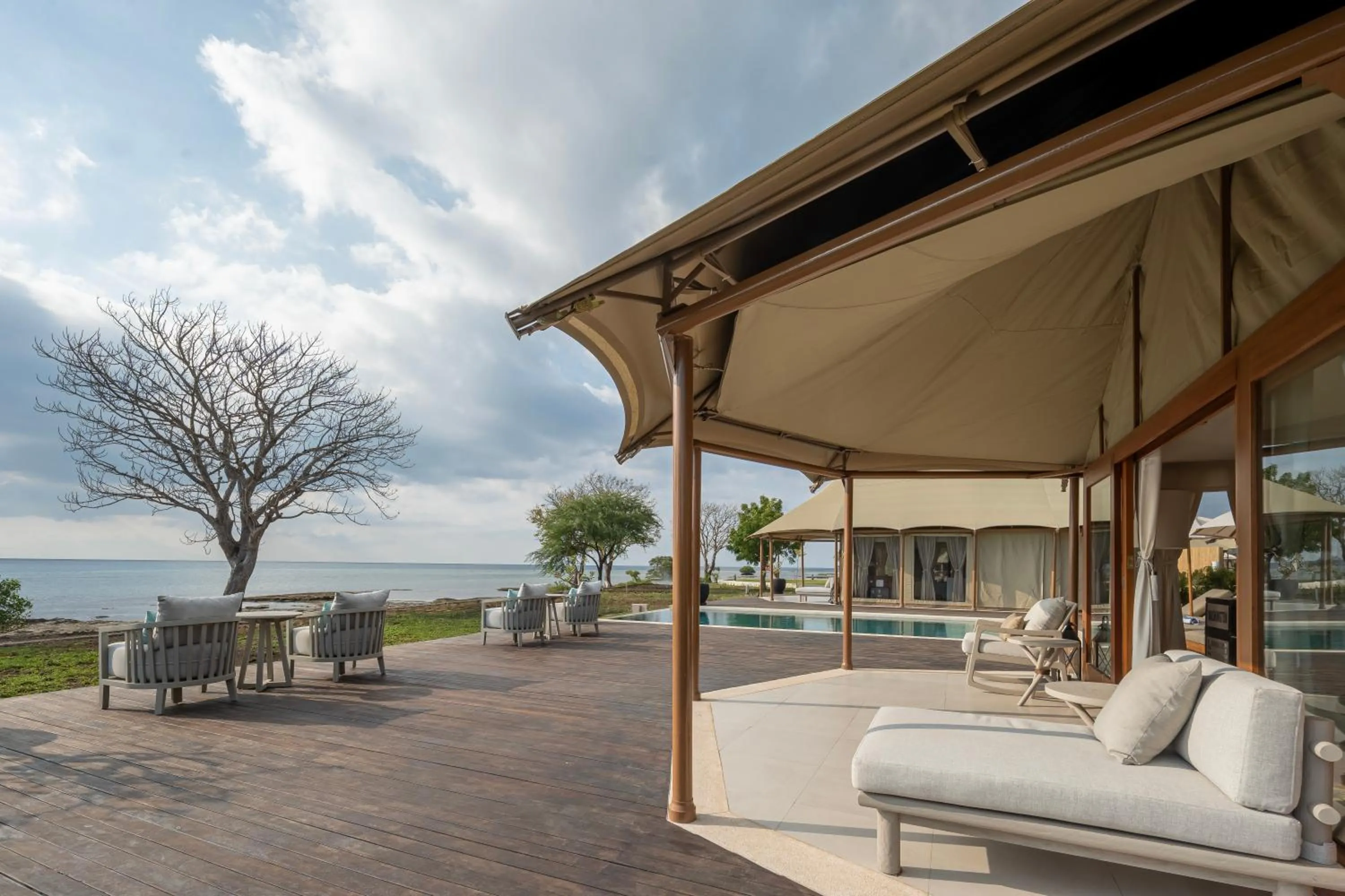 Menjangan Dynasty Resort