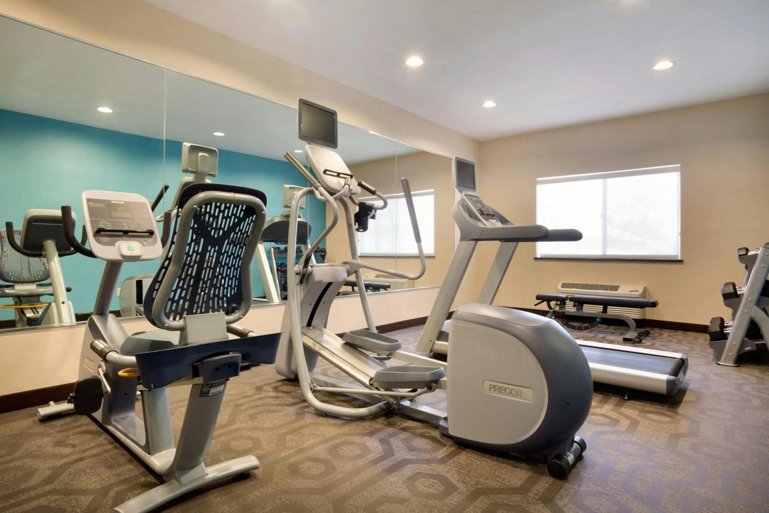 Fitness centre/facilities in Fairfield Inn & Suites by Marriott Dallas Plano