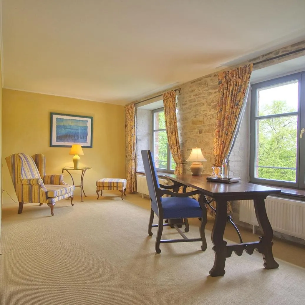 Dining area in Hotel Burg Wanzleben