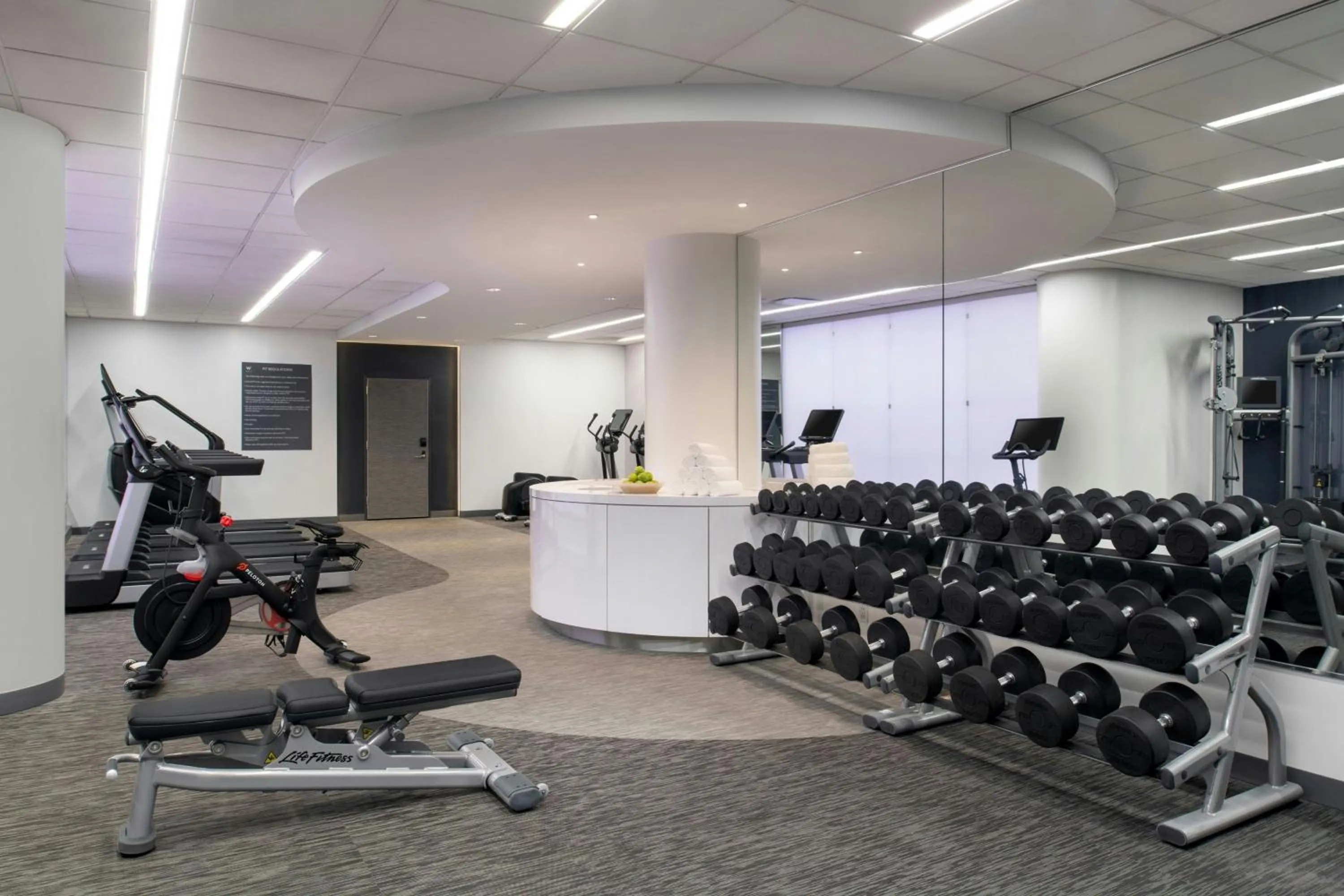 Fitness centre/facilities in W Boston