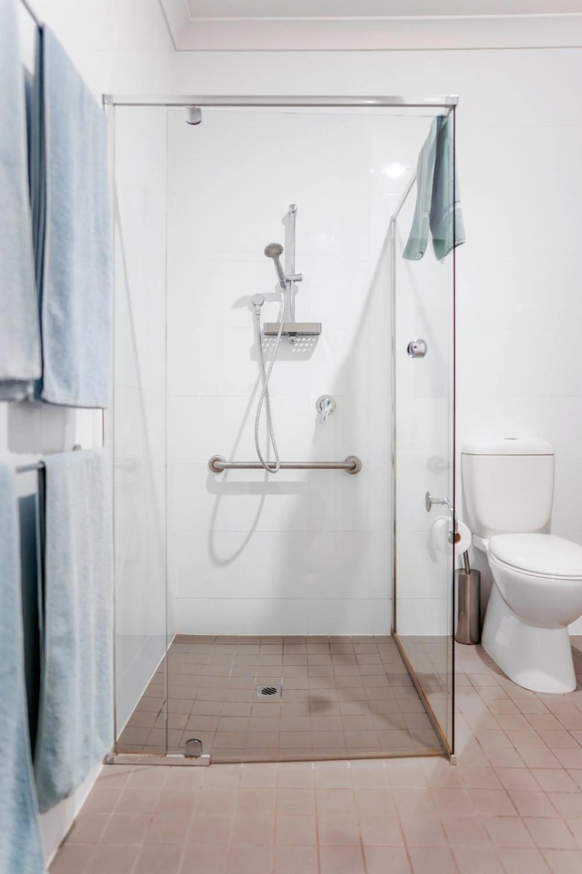 Shower in Villas on the Bay Kingscote