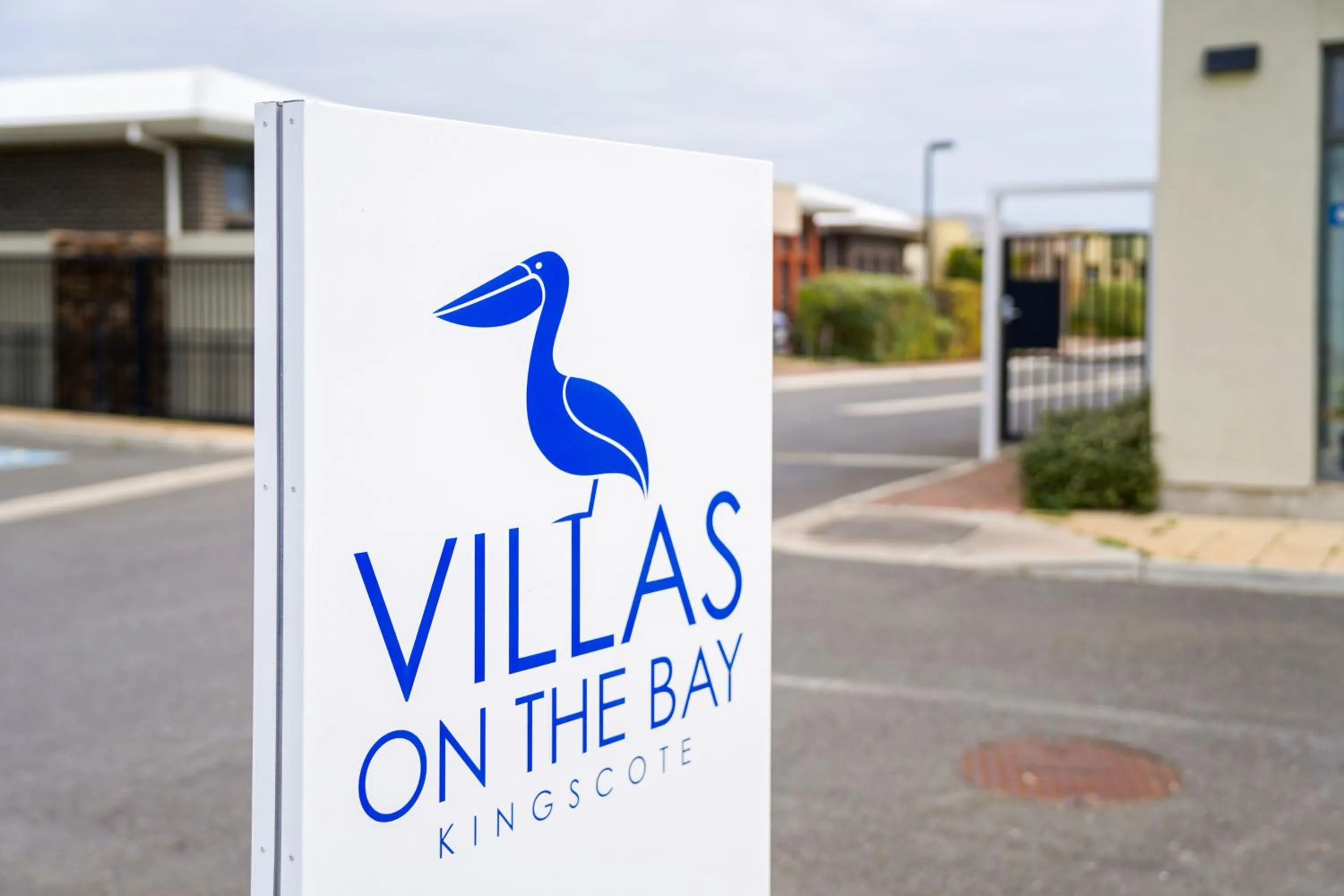 Logo/Certificate/Sign in Villas on the Bay Kingscote