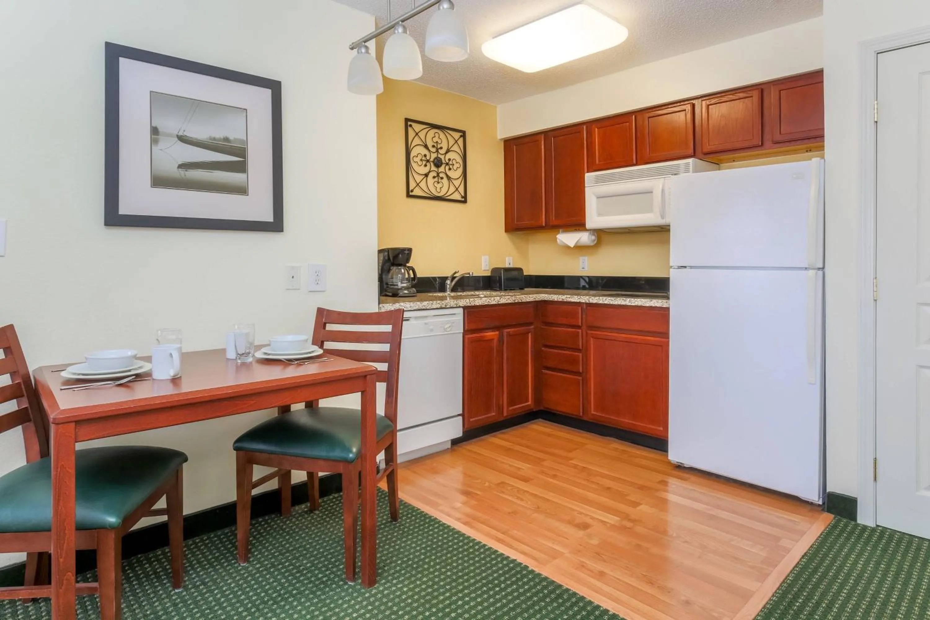 Kitchen or kitchenette in Residence Inn by Marriott Oklahoma City South