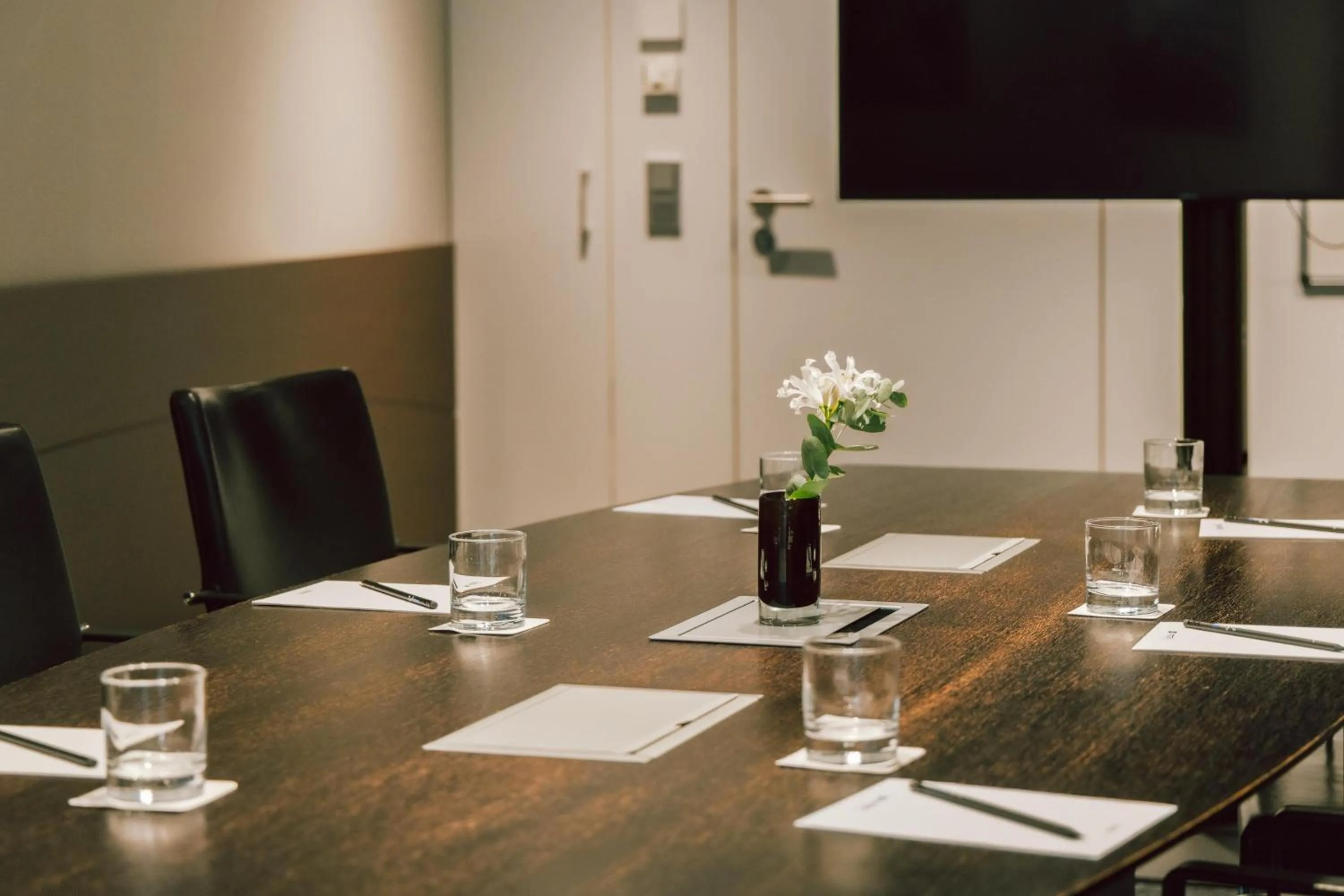 Meeting/conference room in Radisson Blu Hotel, Hamburg Airport