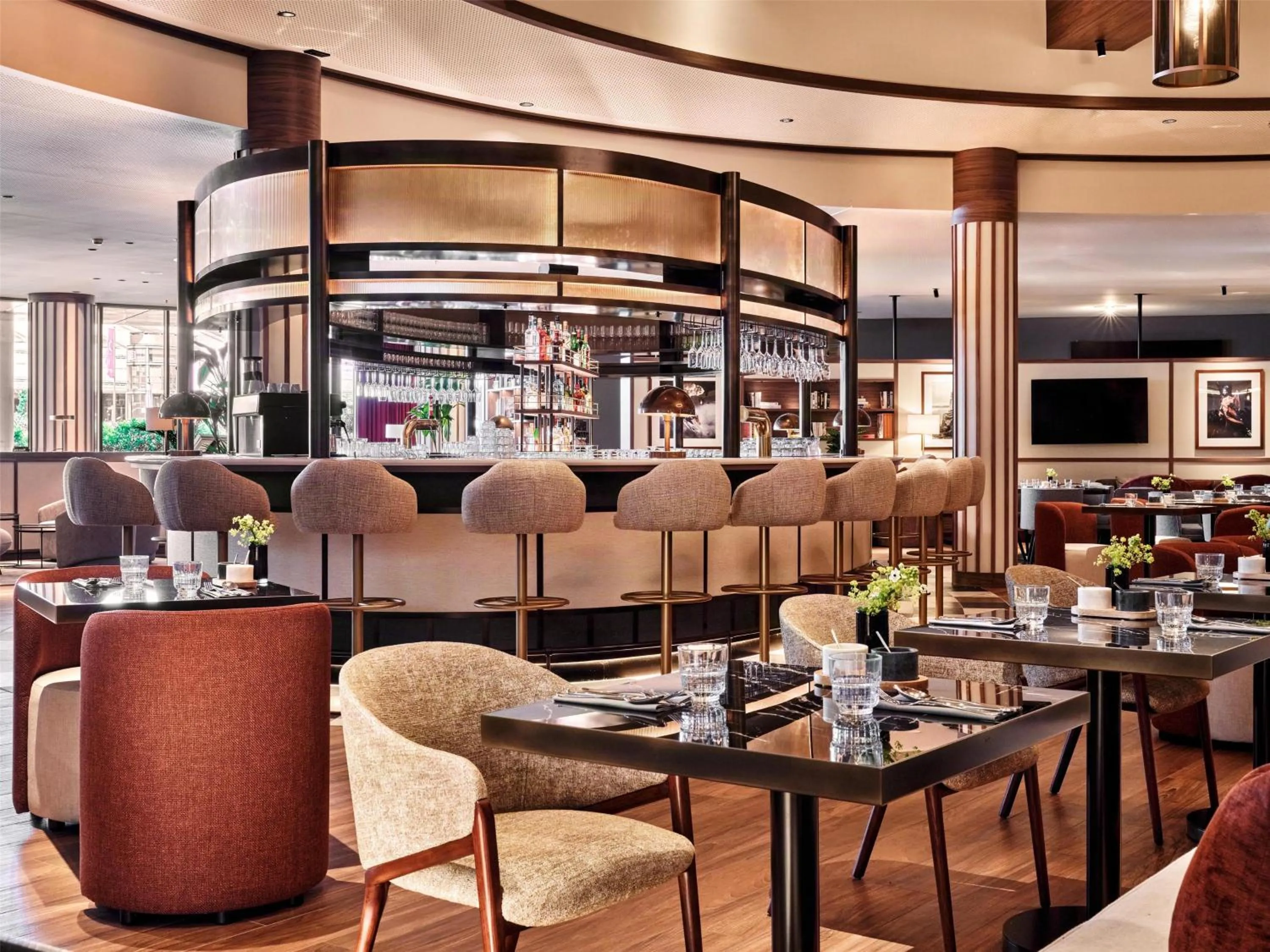 Restaurant/places to eat in Radisson Blu Hotel, Hamburg Airport