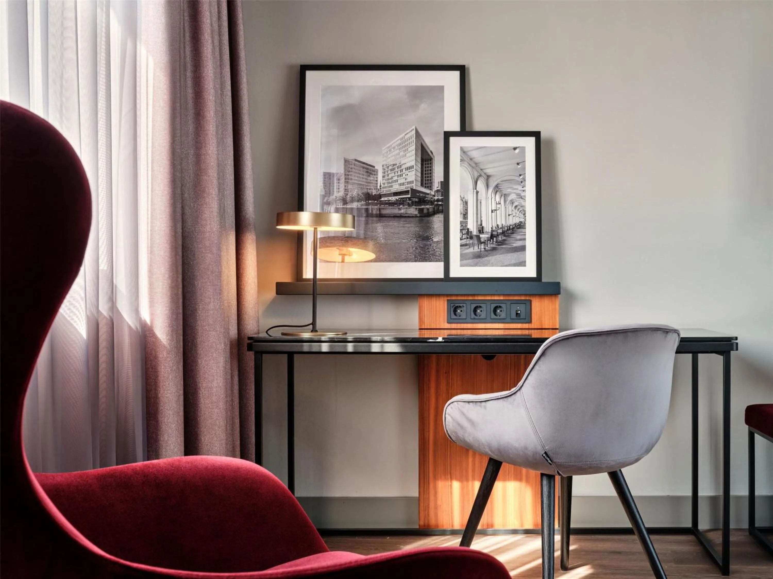 Photo of the whole room in Radisson Blu Hotel, Hamburg Airport