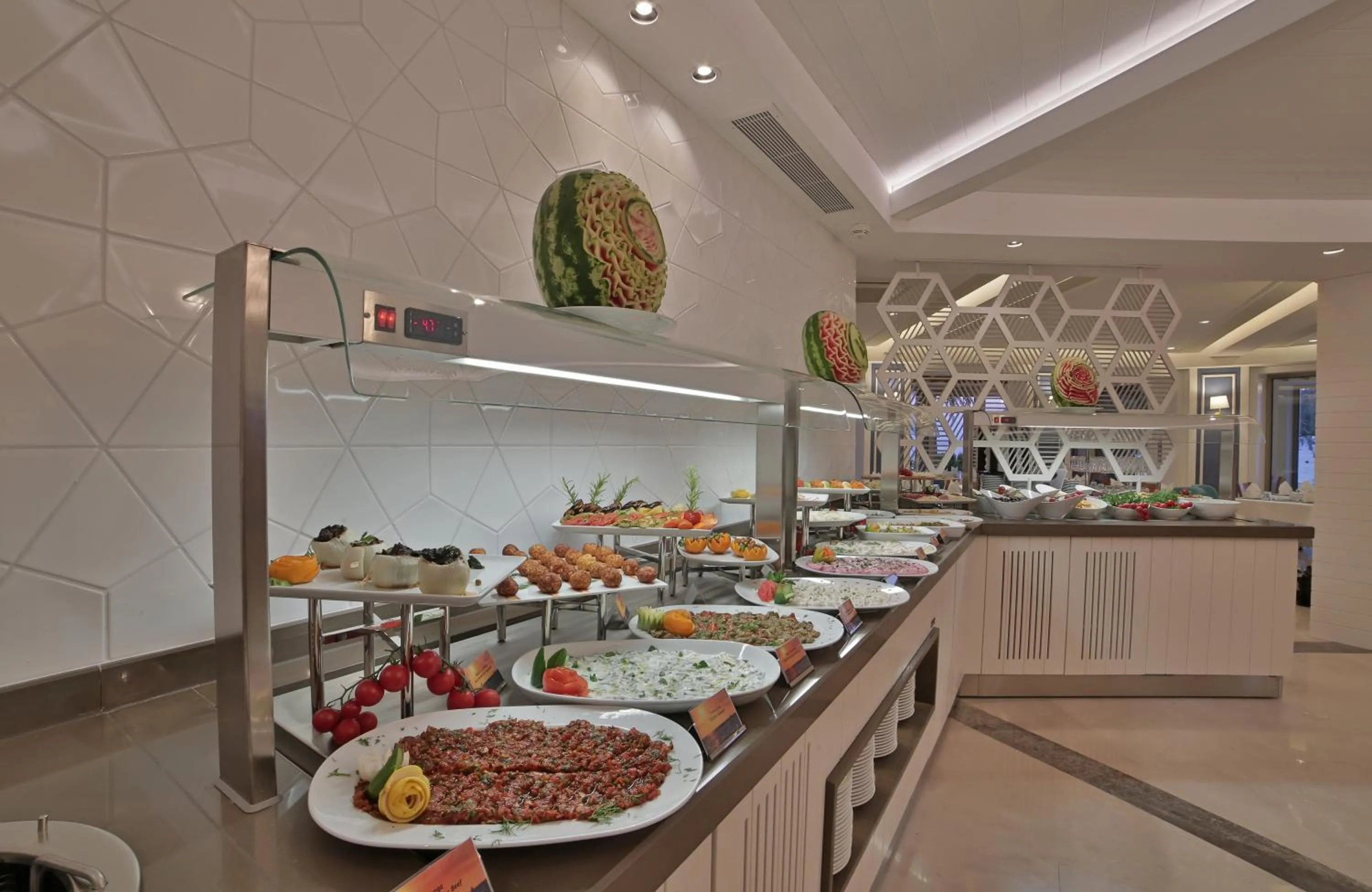 Restaurant/places to eat in Rawda Resort Hotel Altinoluk